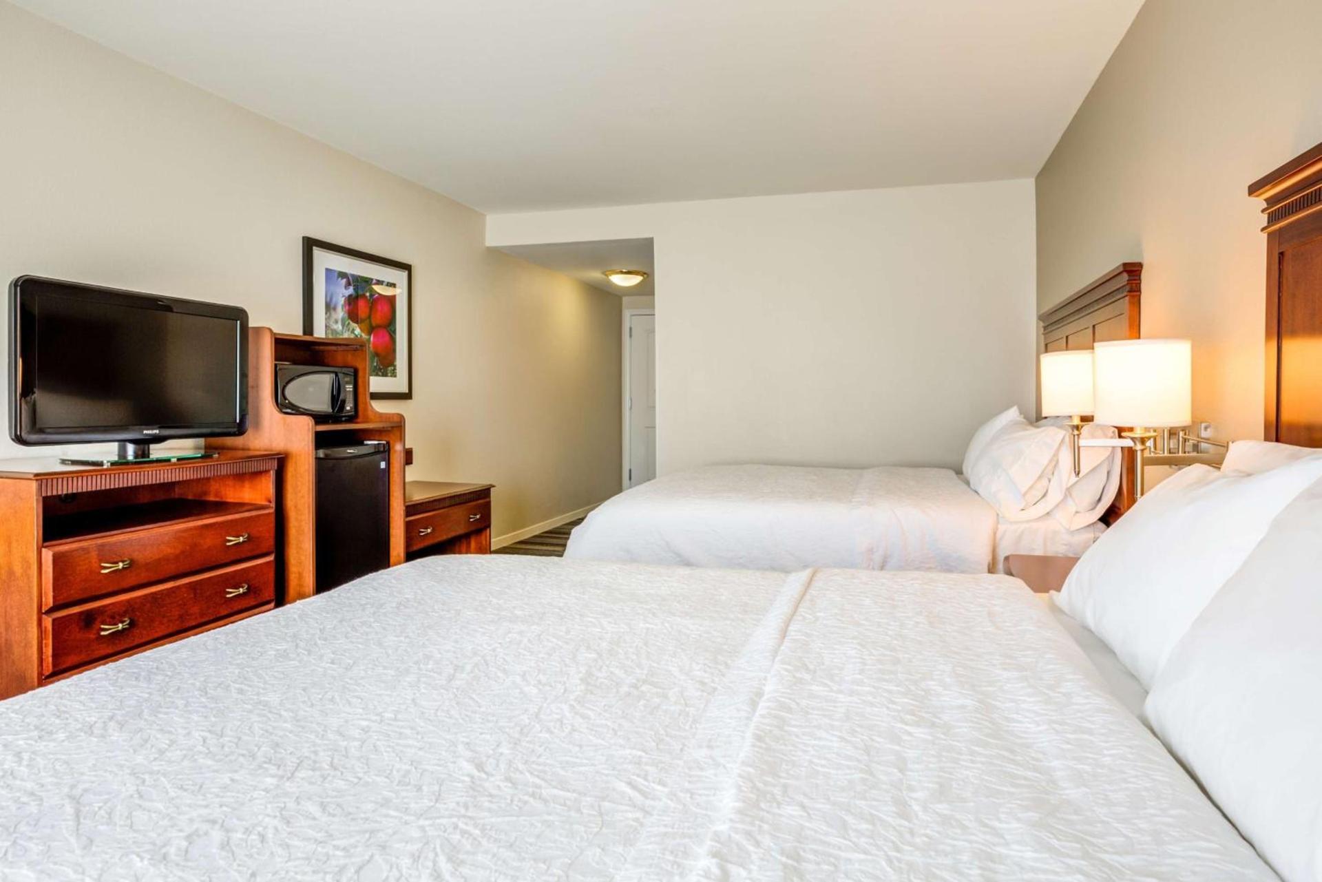 Hampton Inn & Suites Westford-Chelmsford photo 31