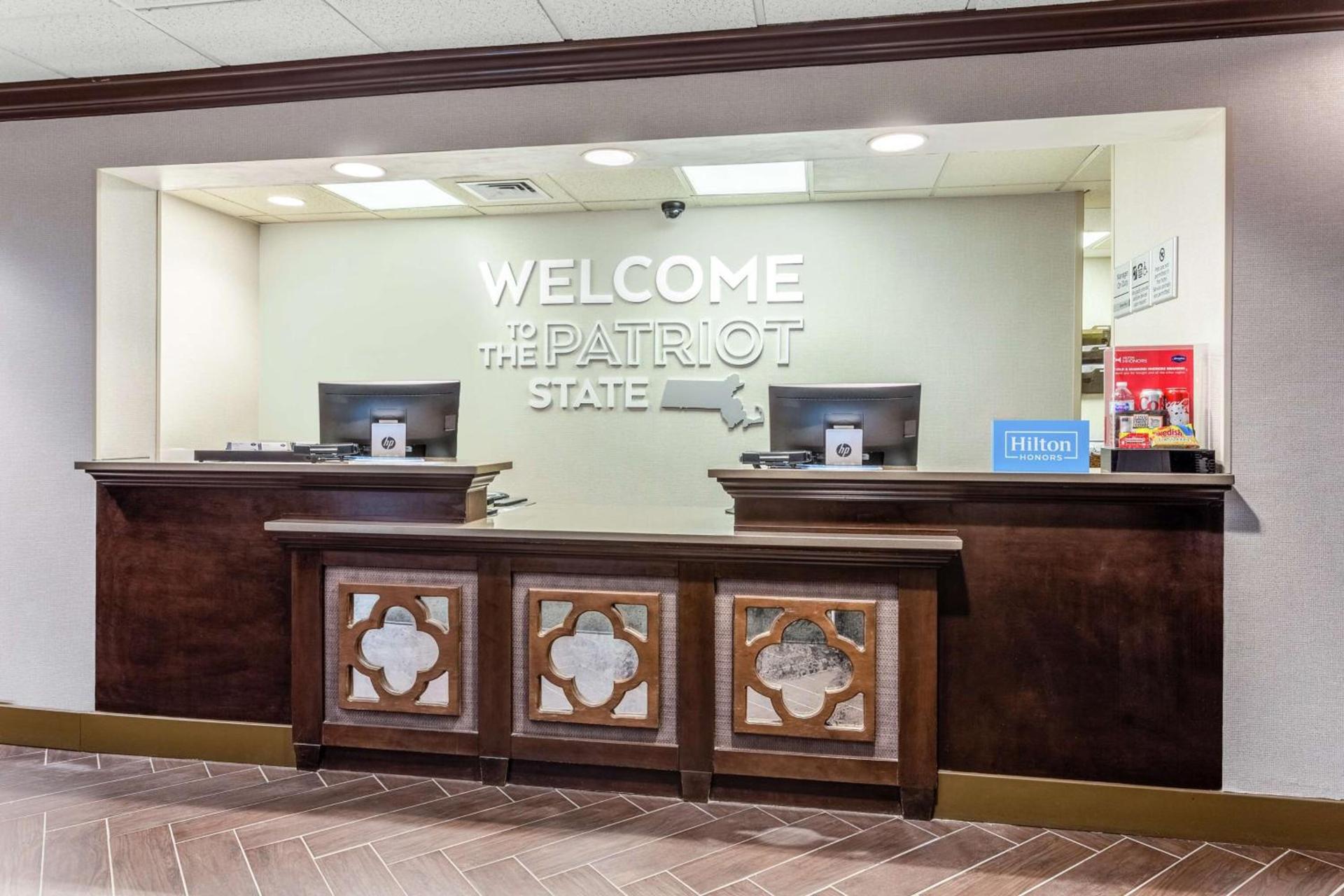 Hampton Inn Boston/Peabody photo 8