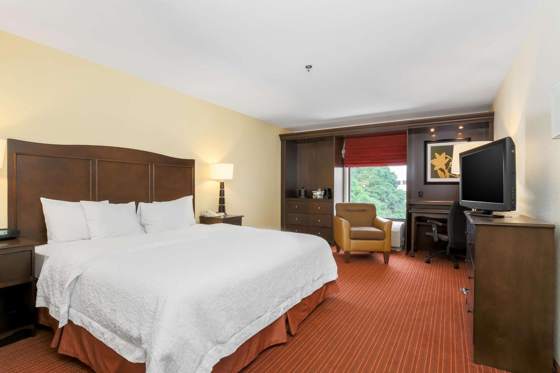 Hampton Inn Champaign/Urbana photo 26