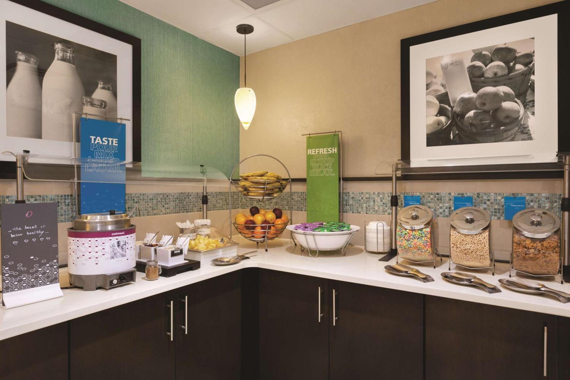Hampton Inn Orlando International Drive Convention Center photo 11