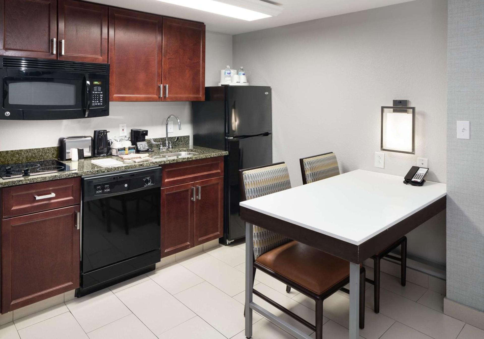 Hampton Inn & Suites Memphis-Beale Street photo 51