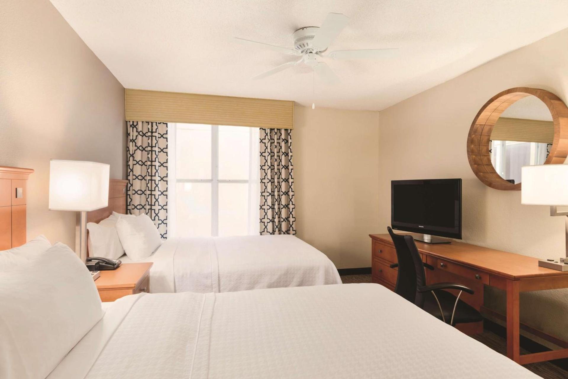 Homewood Suites by Hilton Orlando-International Drive Convention Center photo 9