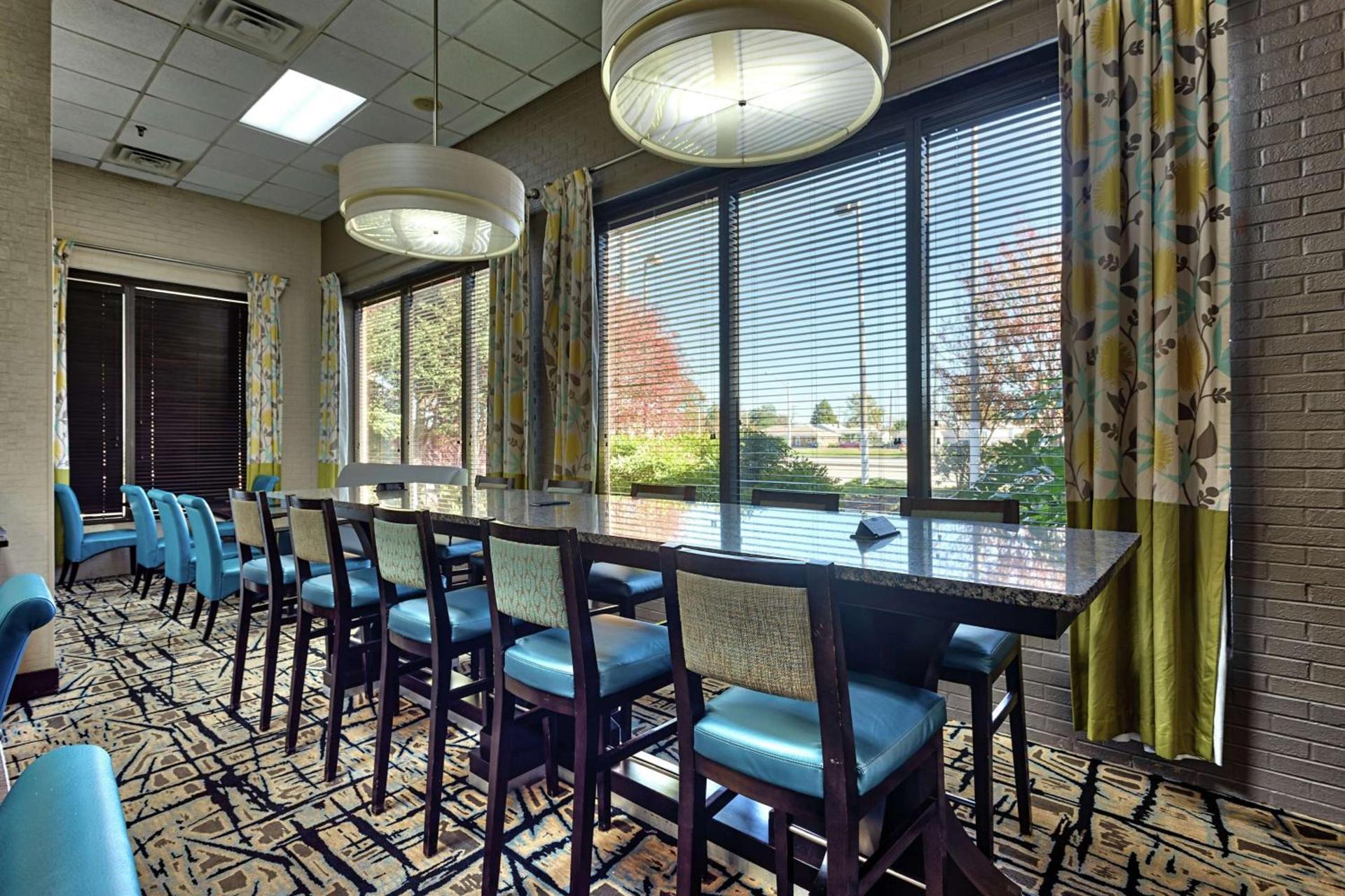 Hampton Inn Norfolk-Naval Base photo 8