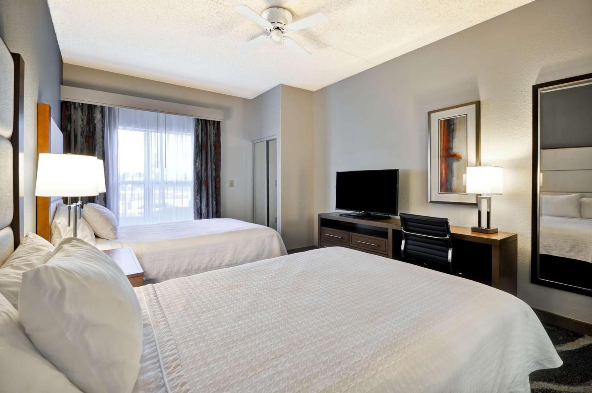 Homewood Suites by Hilton Phoenix-Biltmore photo 9