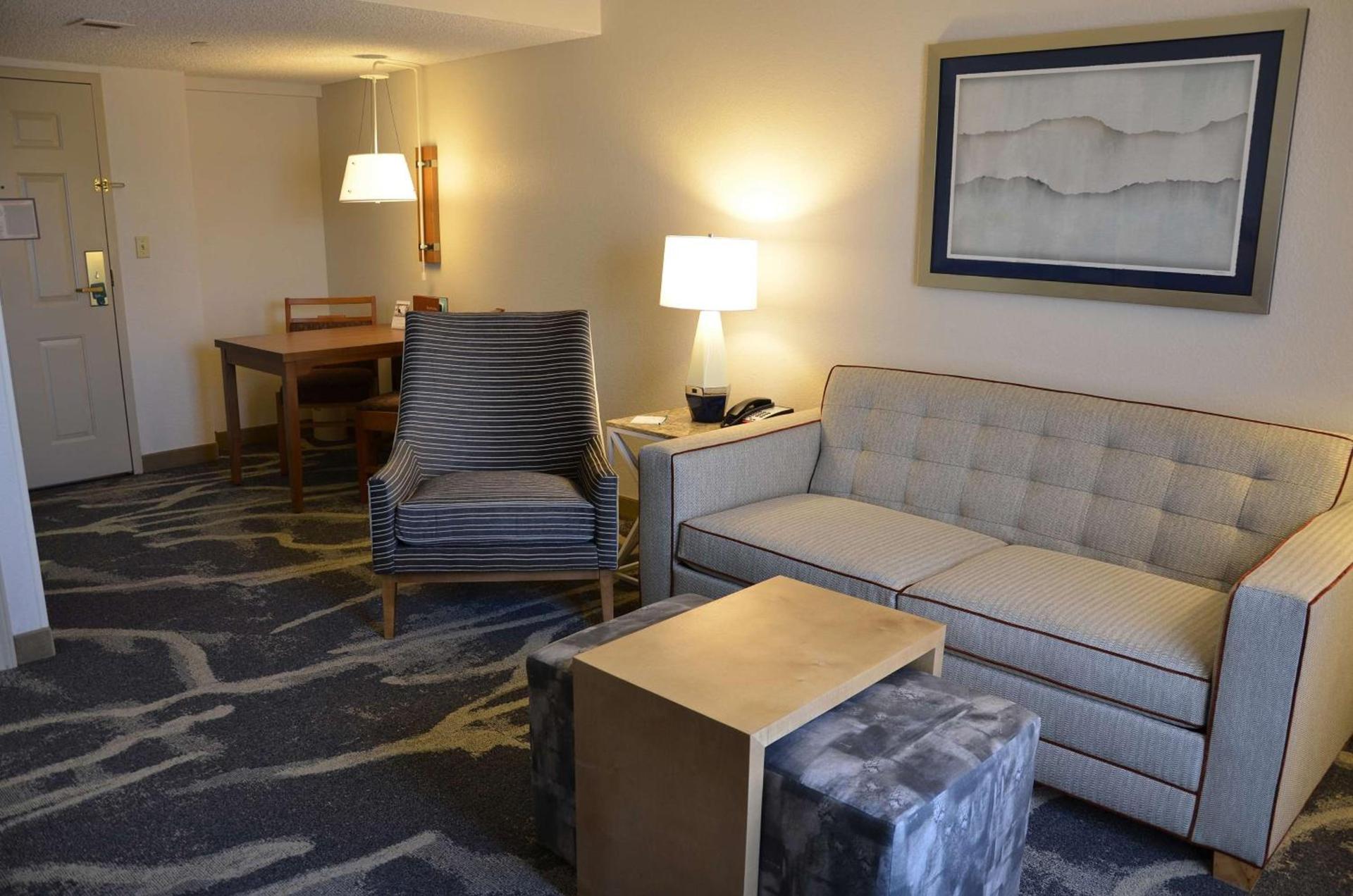 Homewood Suites by Hilton Phoenix-Biltmore photo 15