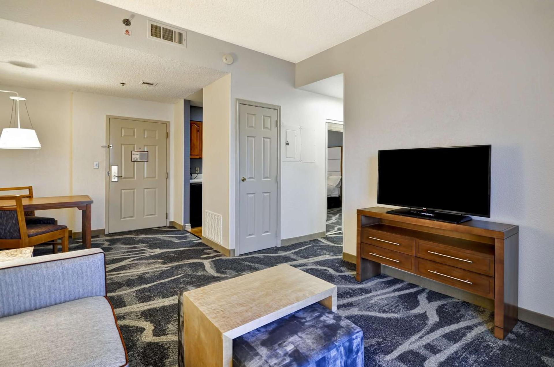 Homewood Suites by Hilton Phoenix-Biltmore photo 19