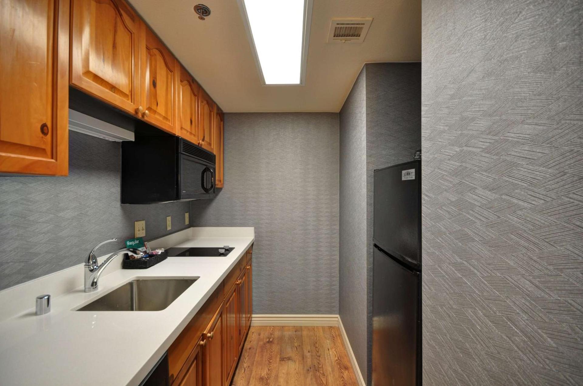 Homewood Suites by Hilton Phoenix-Biltmore photo 26