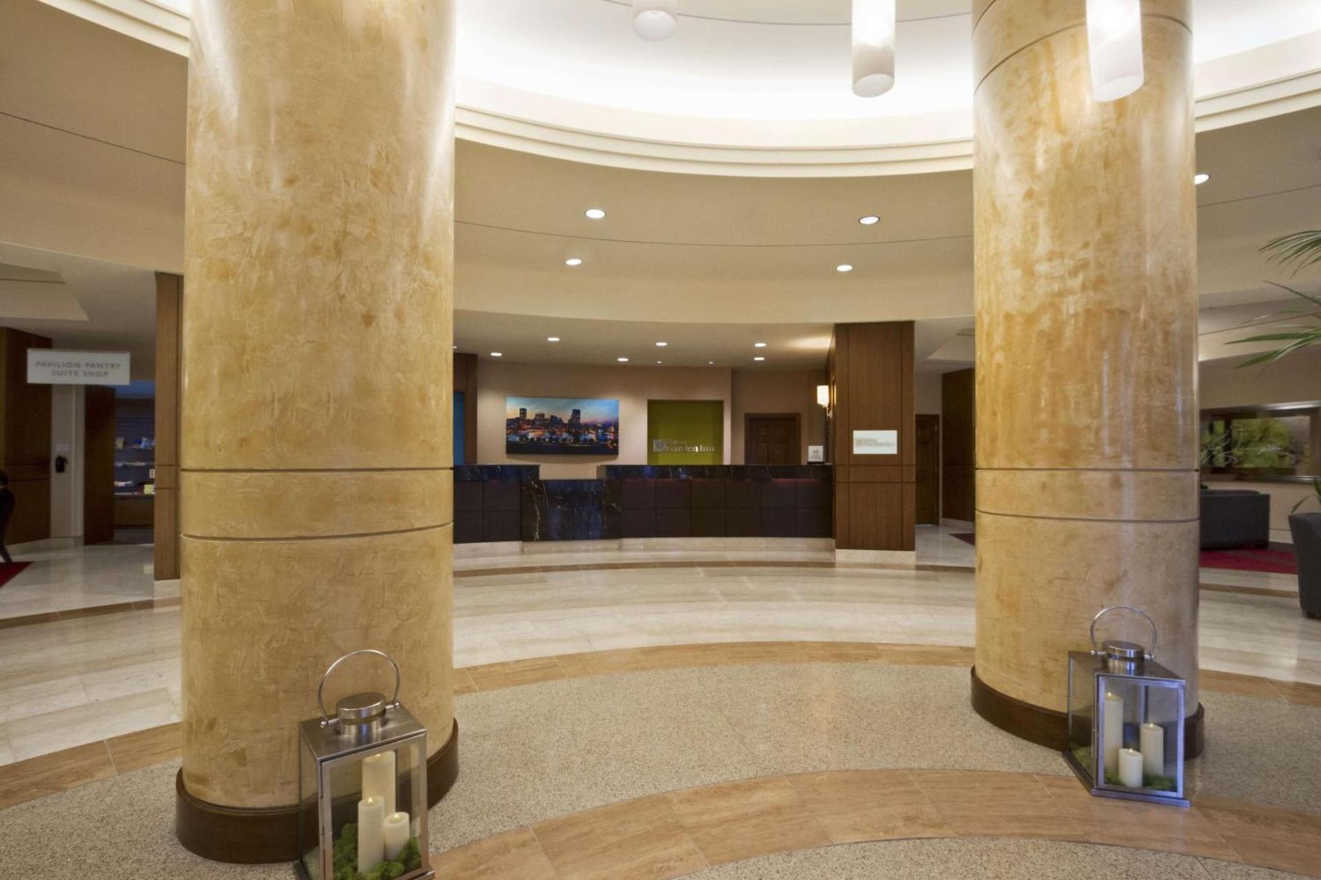 Hilton Garden Inn Baltimore Inner Harbor photo 8