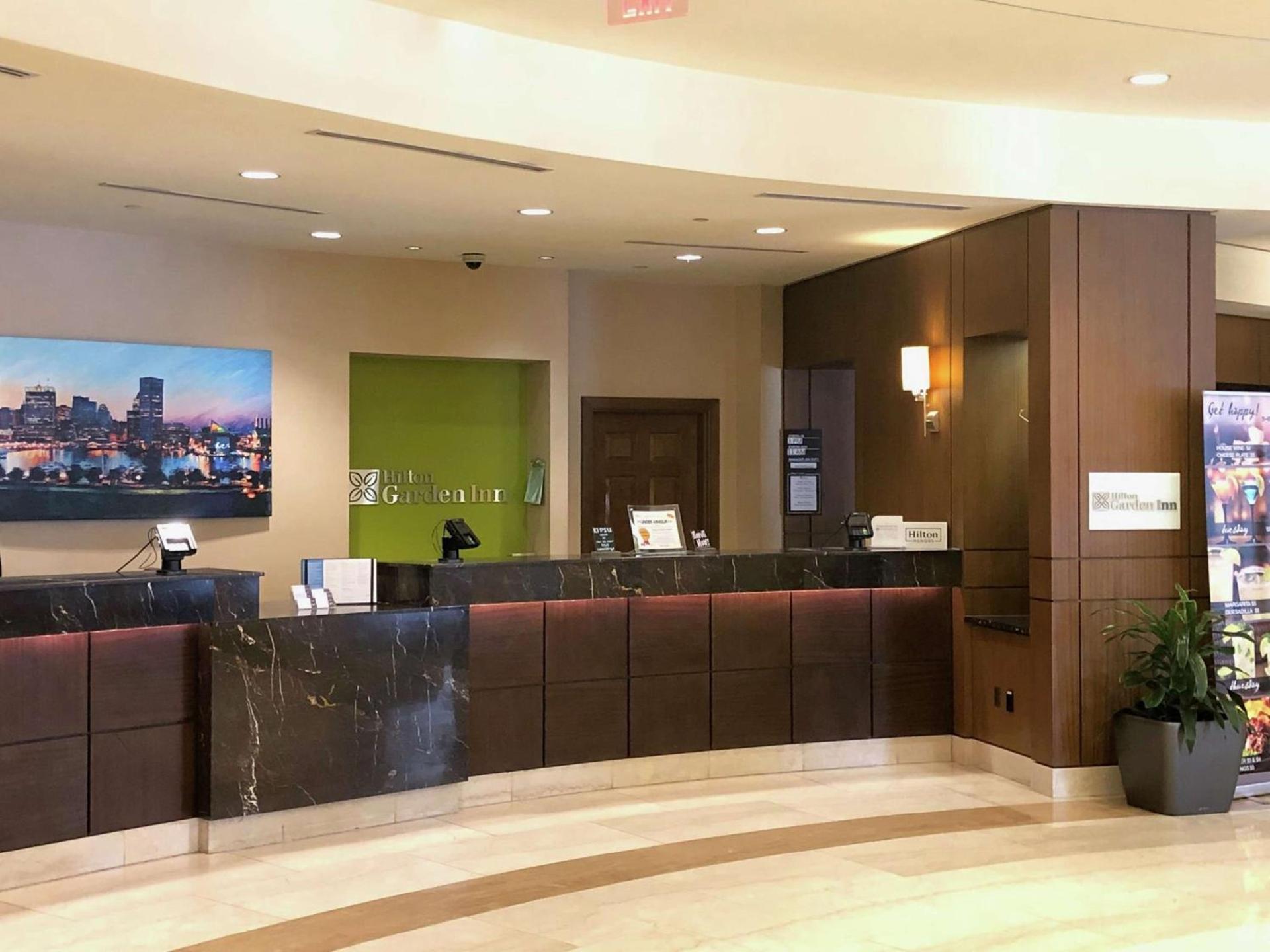 Hilton Garden Inn Baltimore Inner Harbor photo 11