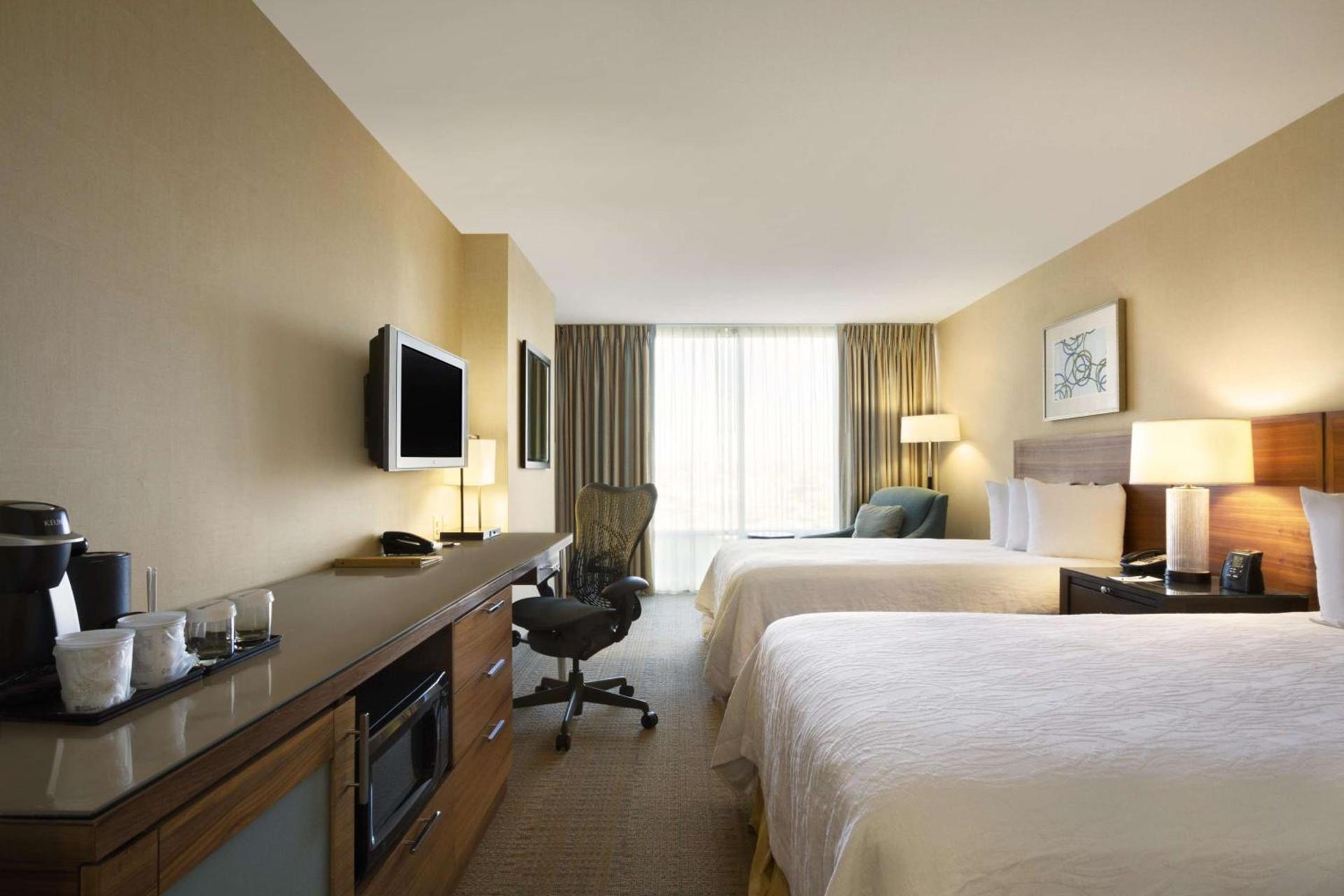 Hilton Garden Inn Baltimore Inner Harbor photo 16