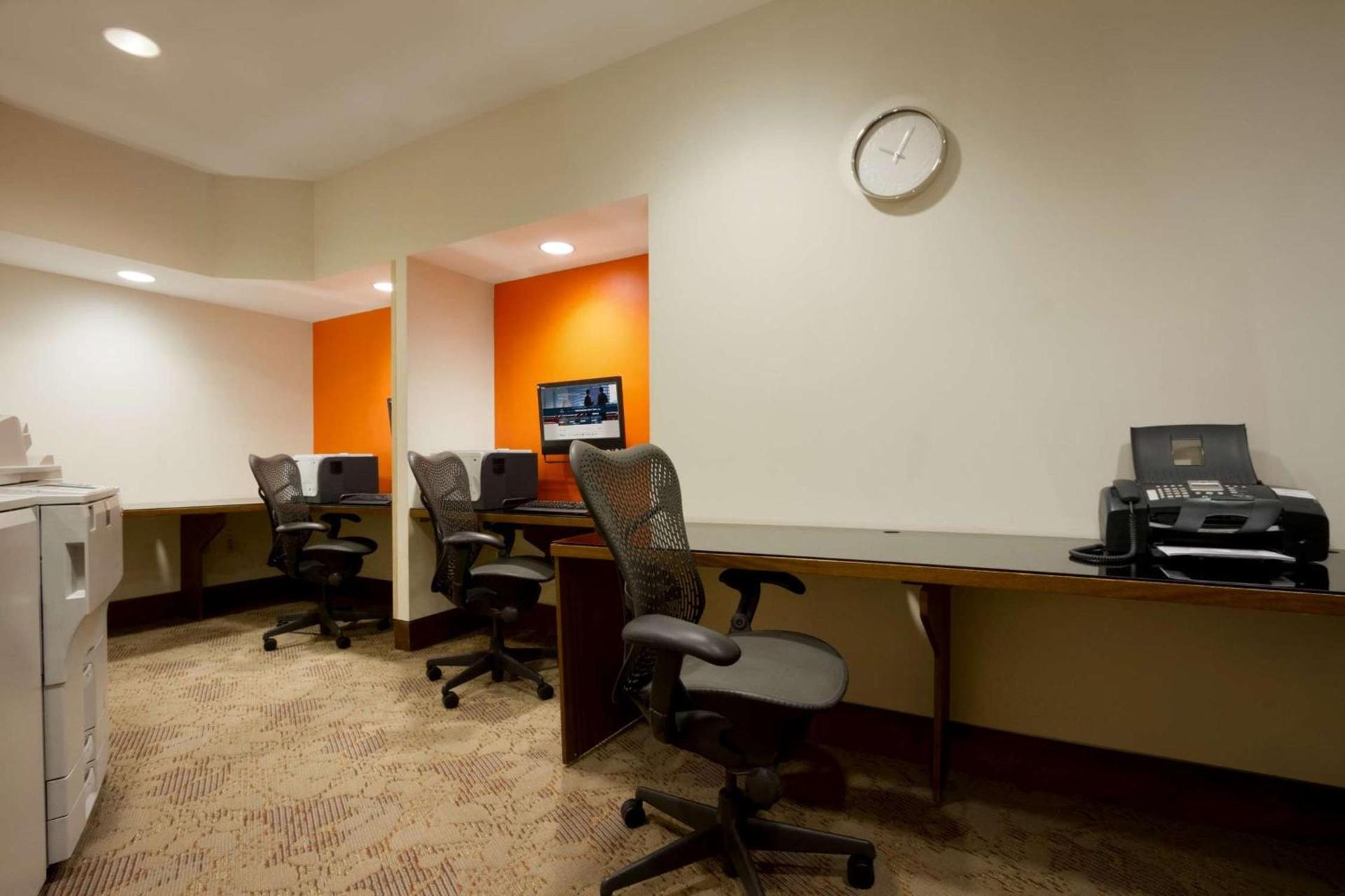 Hilton Garden Inn Baltimore Inner Harbor photo 28