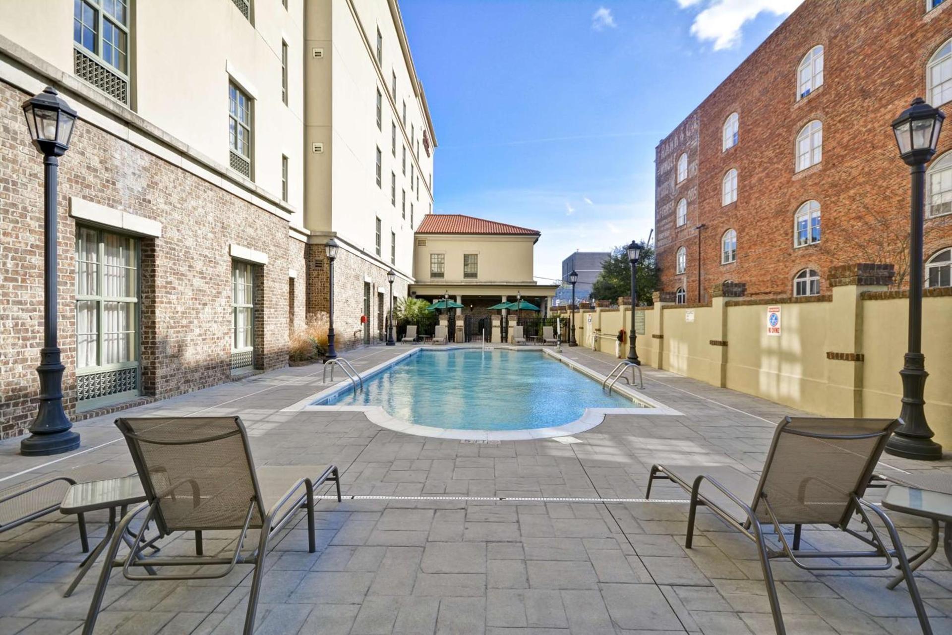 Hampton Inn & Suites Savannah Historic District photo 17