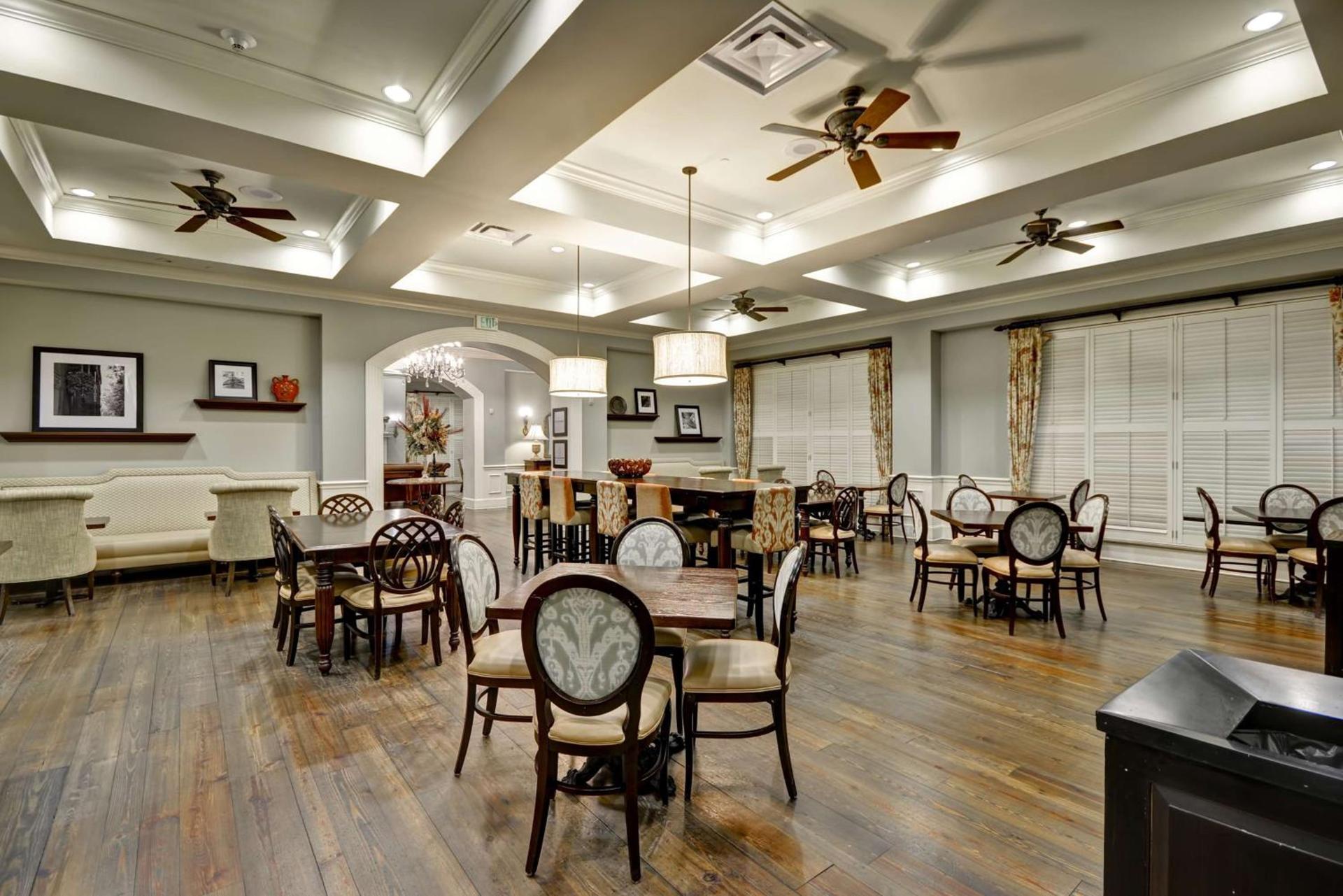Hampton Inn & Suites Savannah Historic District photo 24