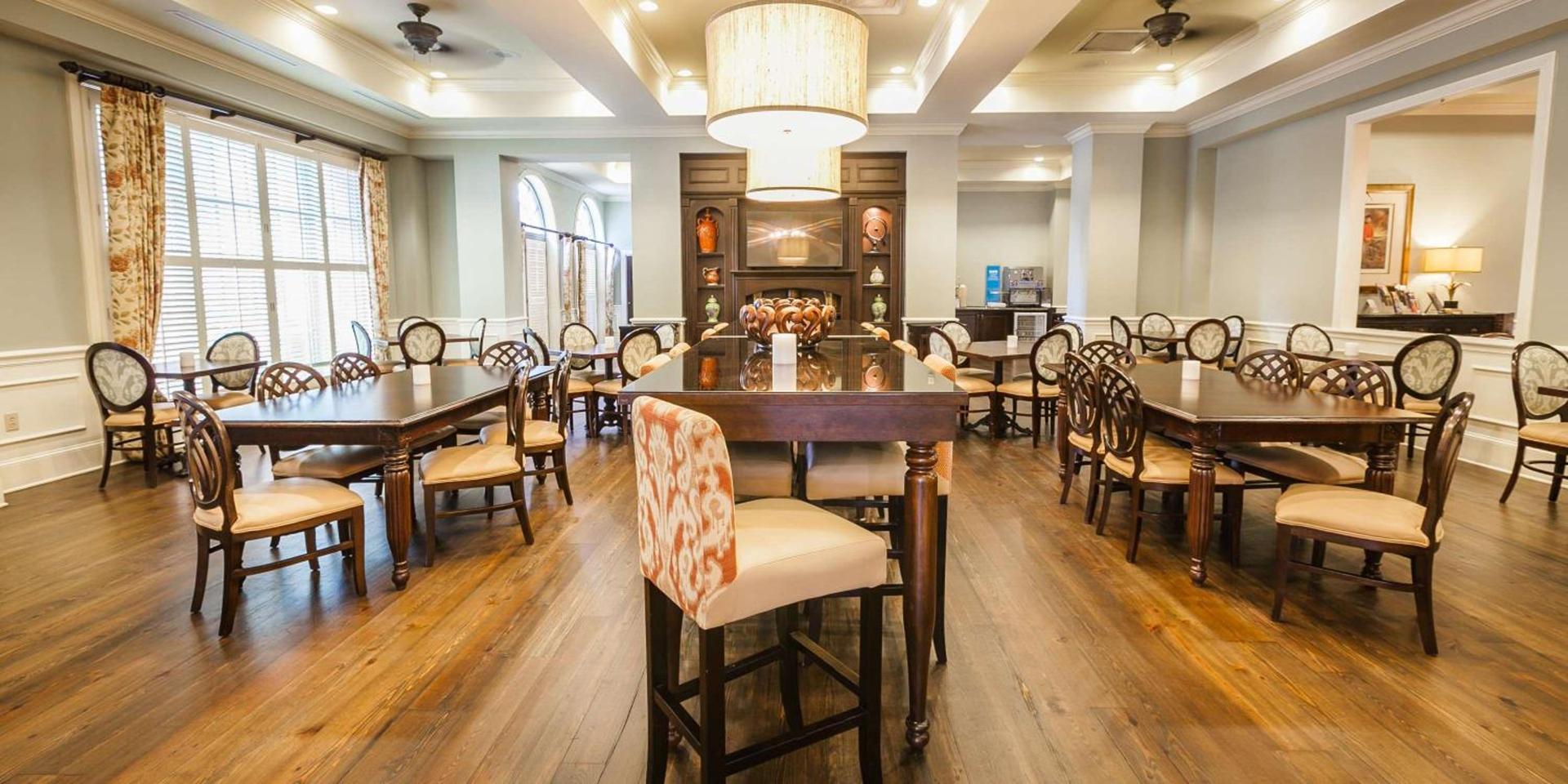 Hampton Inn & Suites Savannah Historic District photo 28