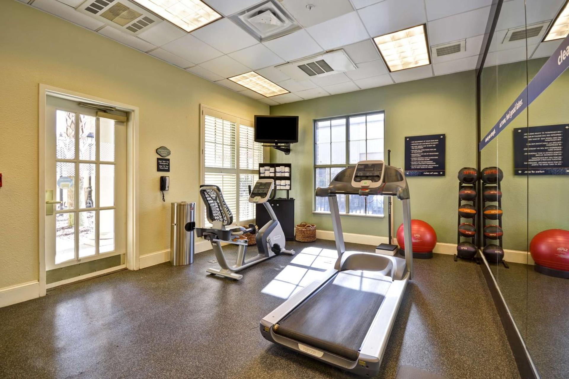 Hampton Inn & Suites Savannah Historic District photo 29