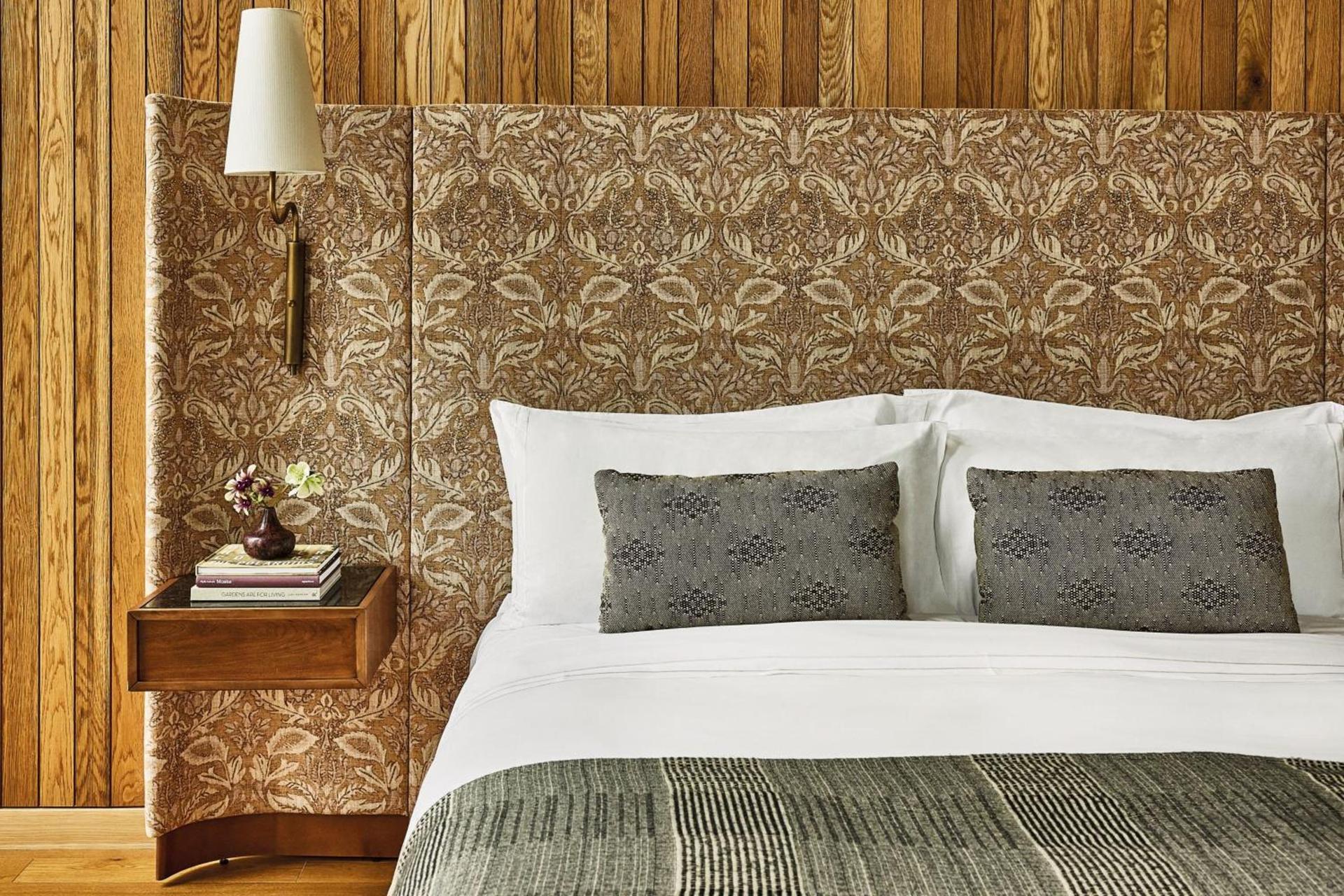 Austin Proper Hotel, a Member of Design Hotels photo 2