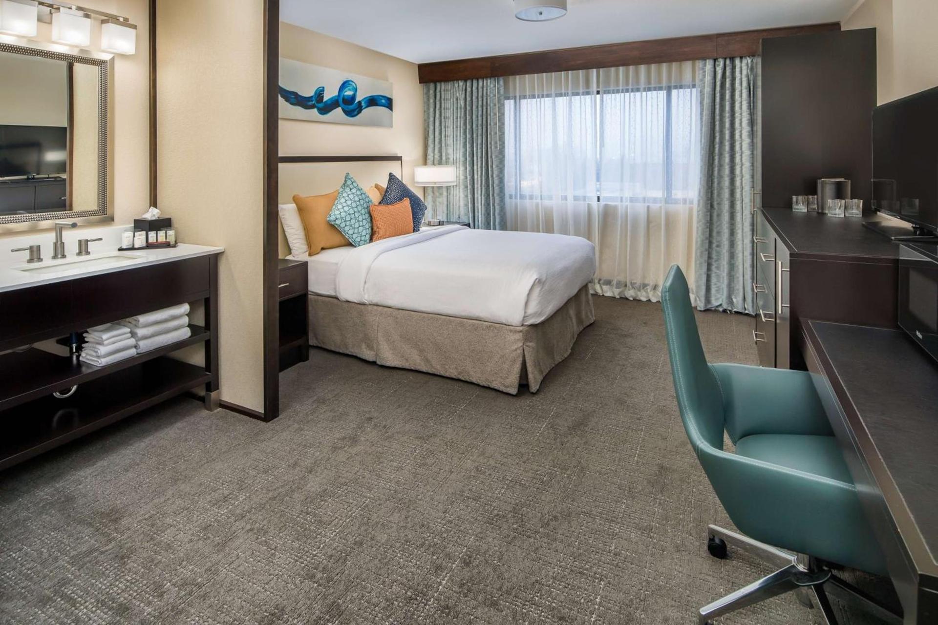 Embassy Suites By Hilton Seattle - Tacoma International Airport photo 27