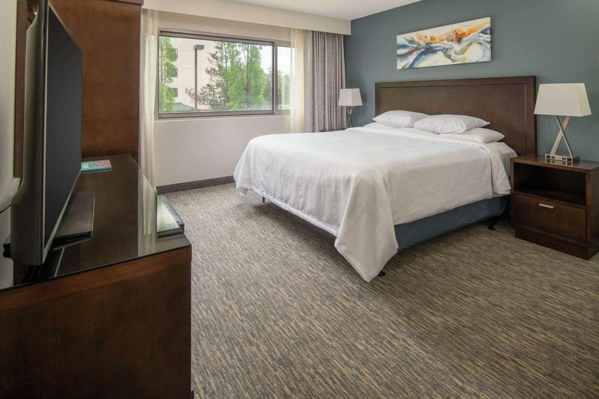 Embassy Suites By Hilton Seattle - Tacoma International Airport photo 52