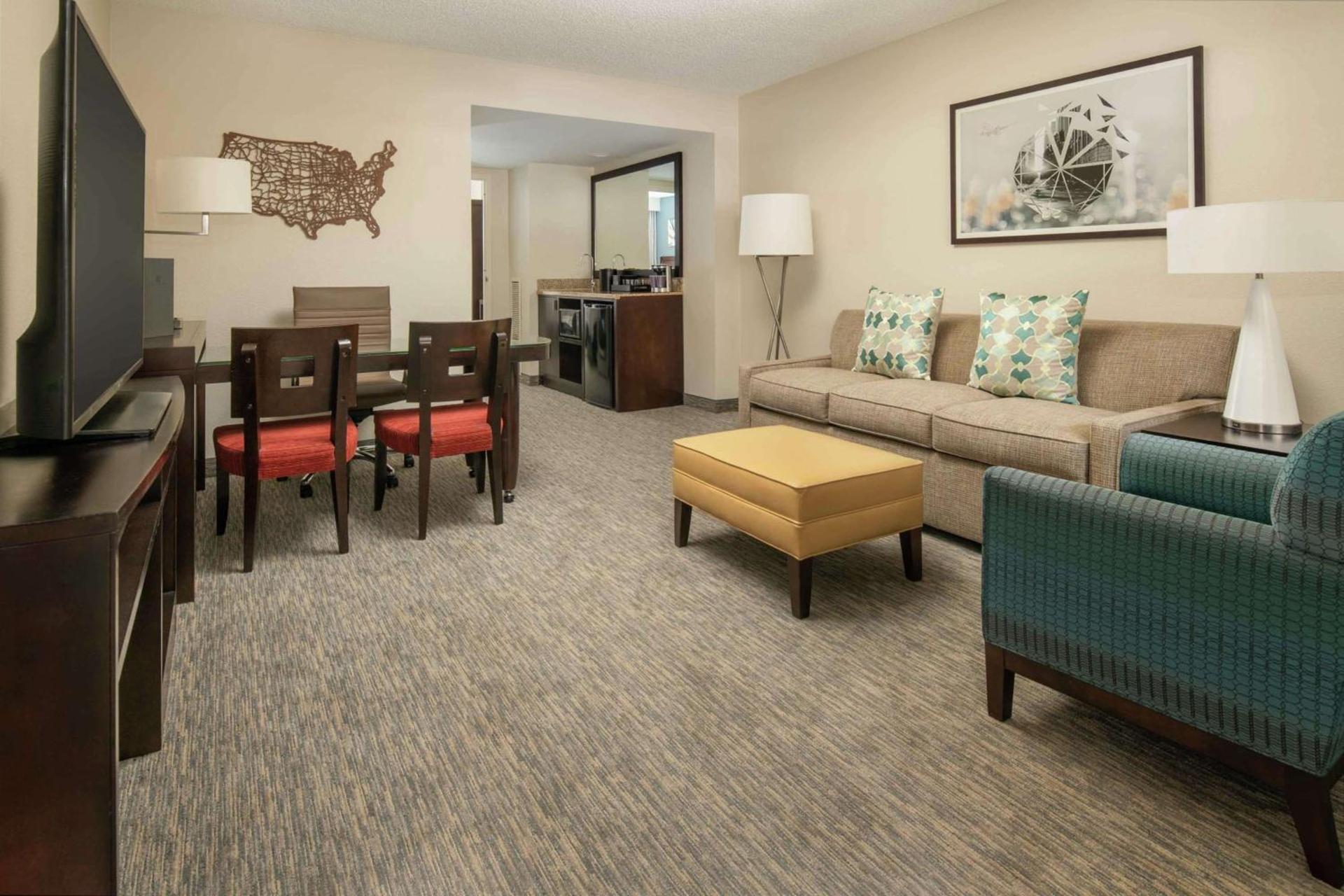 Embassy Suites By Hilton Seattle - Tacoma International Airport photo 53