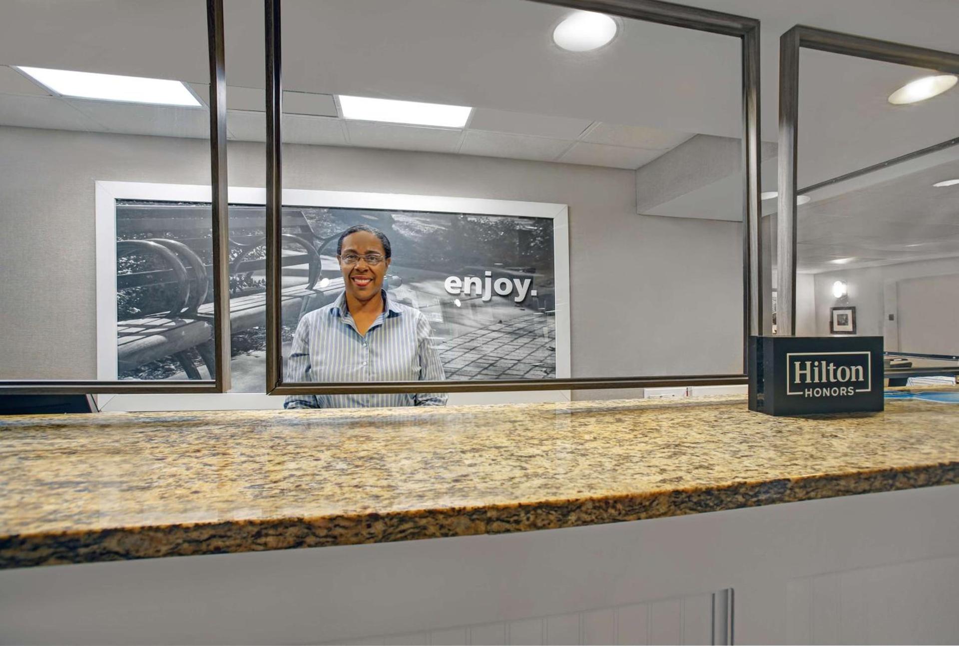 Hampton Inn Salisbury photo 5