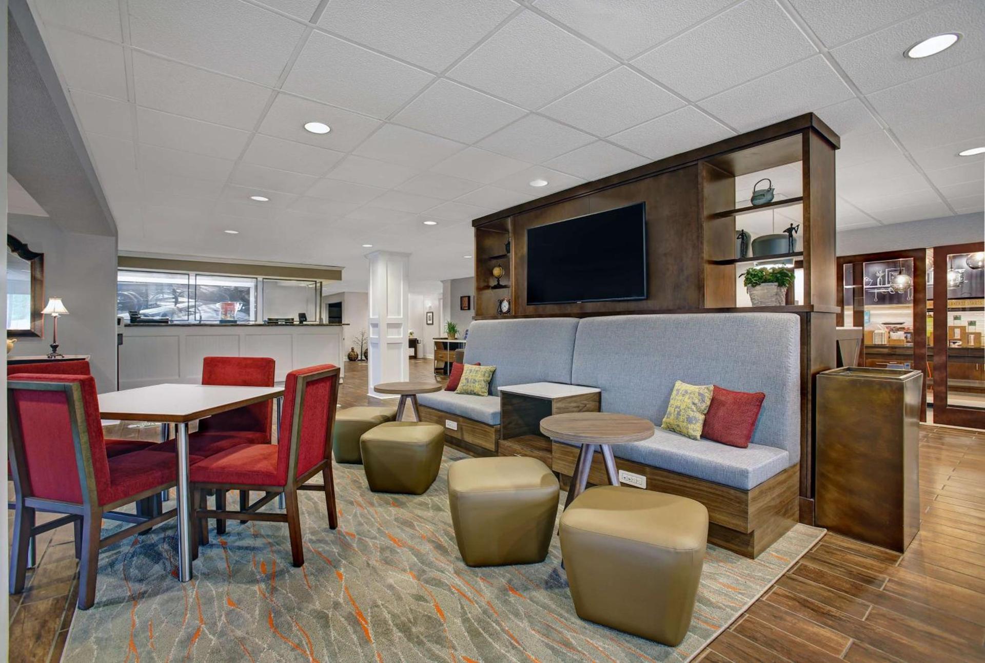 Hampton Inn Salisbury photo 6