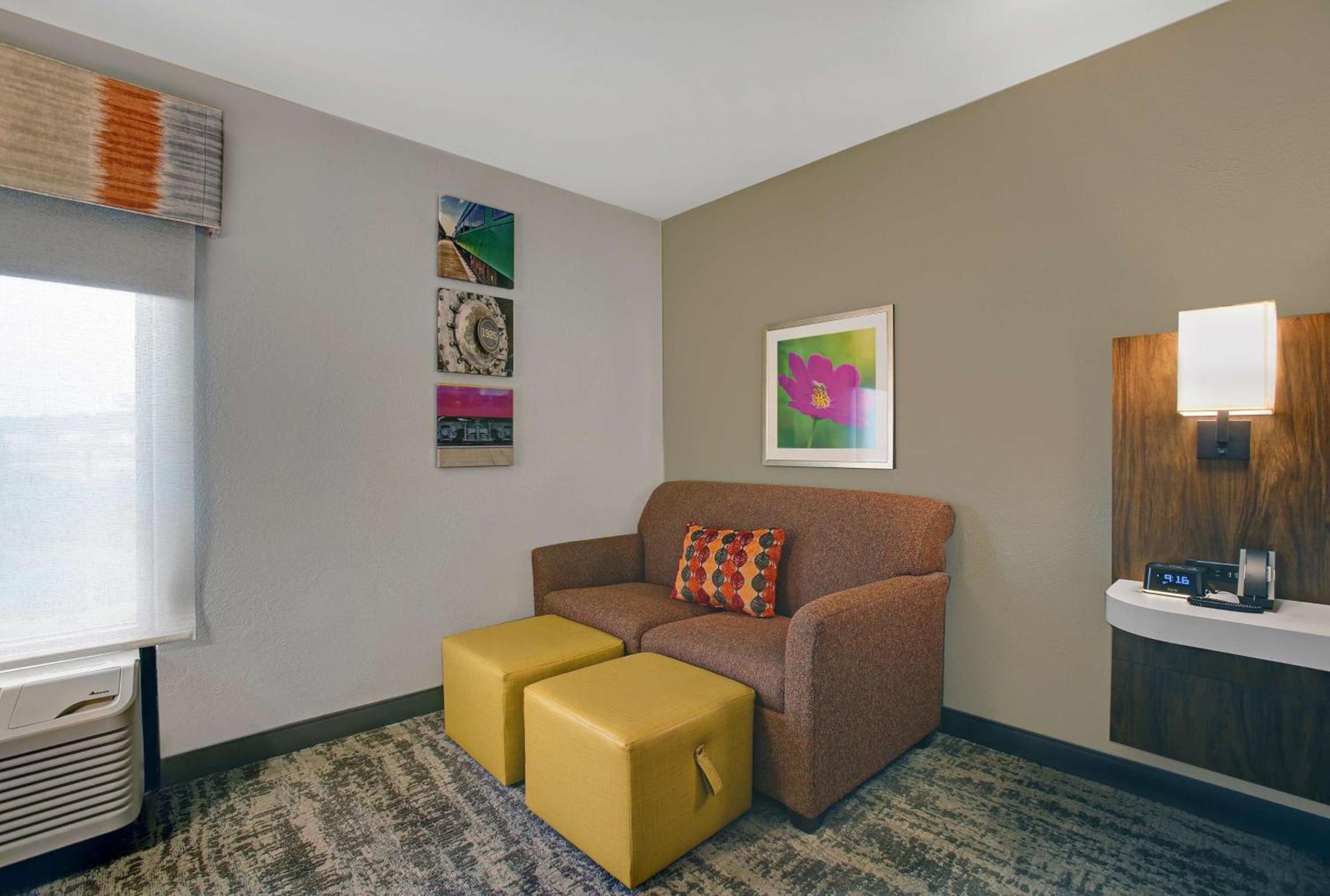 Hampton Inn Salisbury photo 31