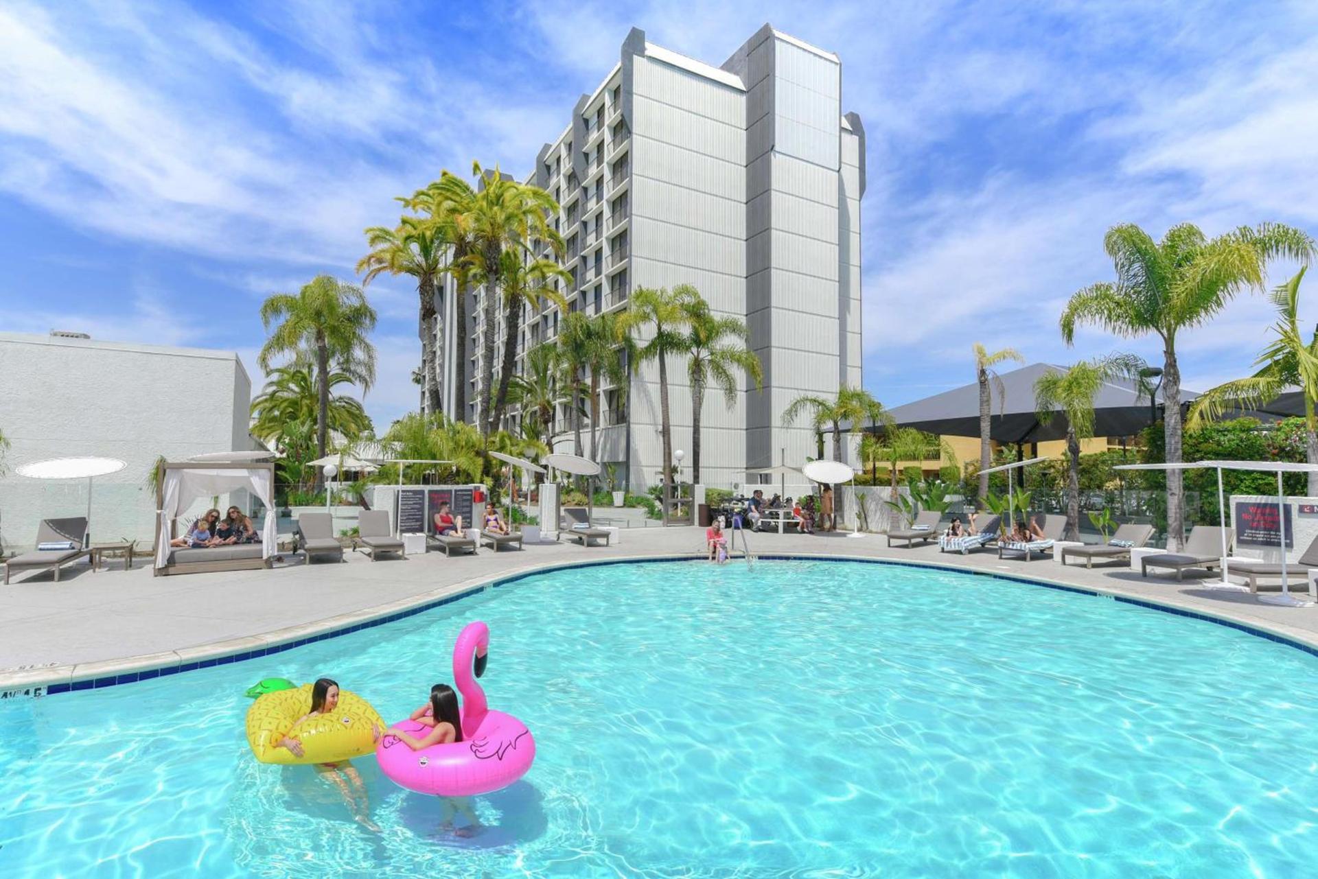 Hilton Irvine/Orange County Airport photo 12
