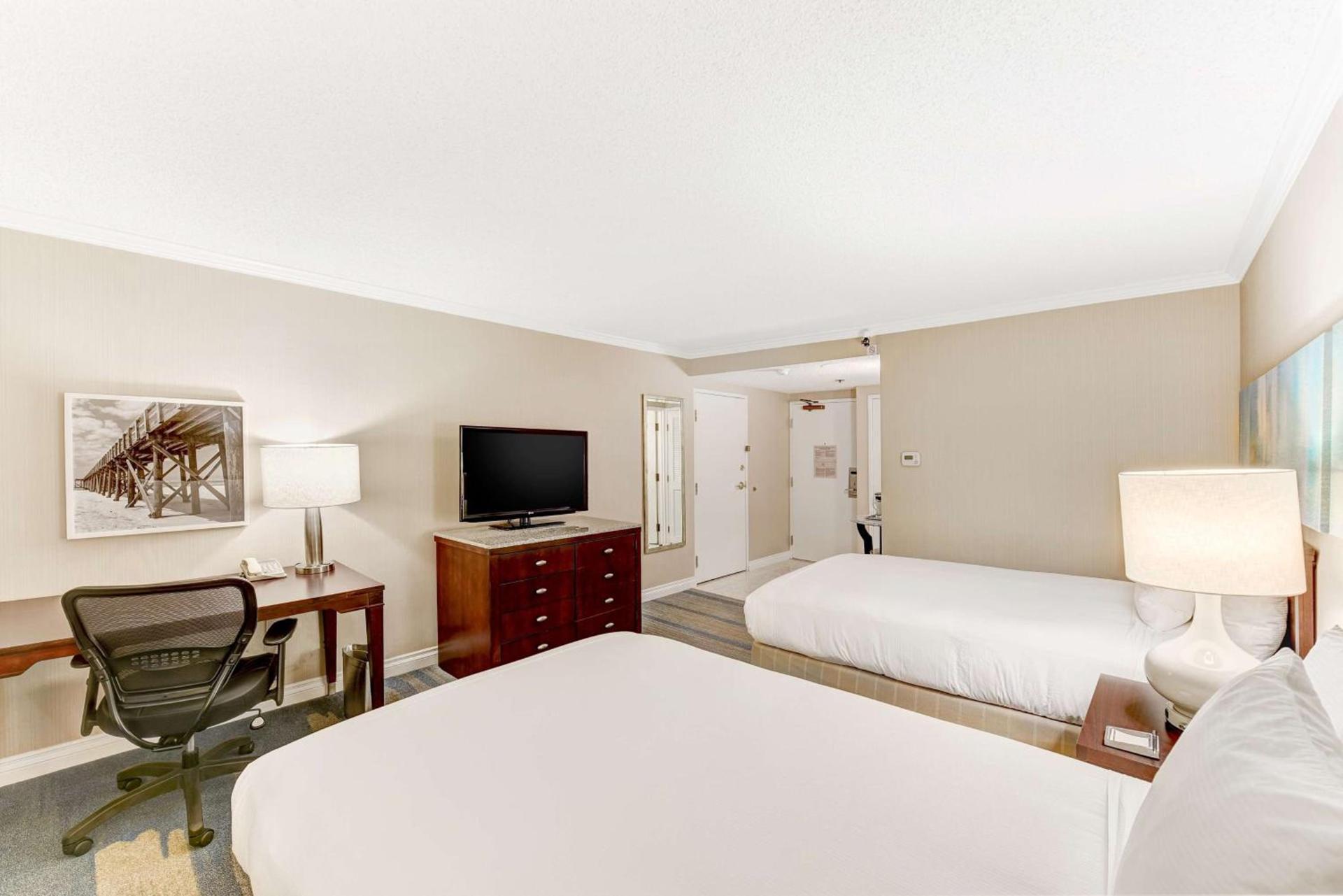 Hilton Irvine/Orange County Airport photo 26