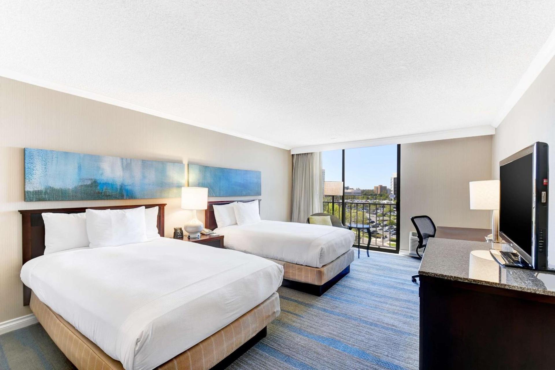 Hilton Irvine/Orange County Airport photo 27