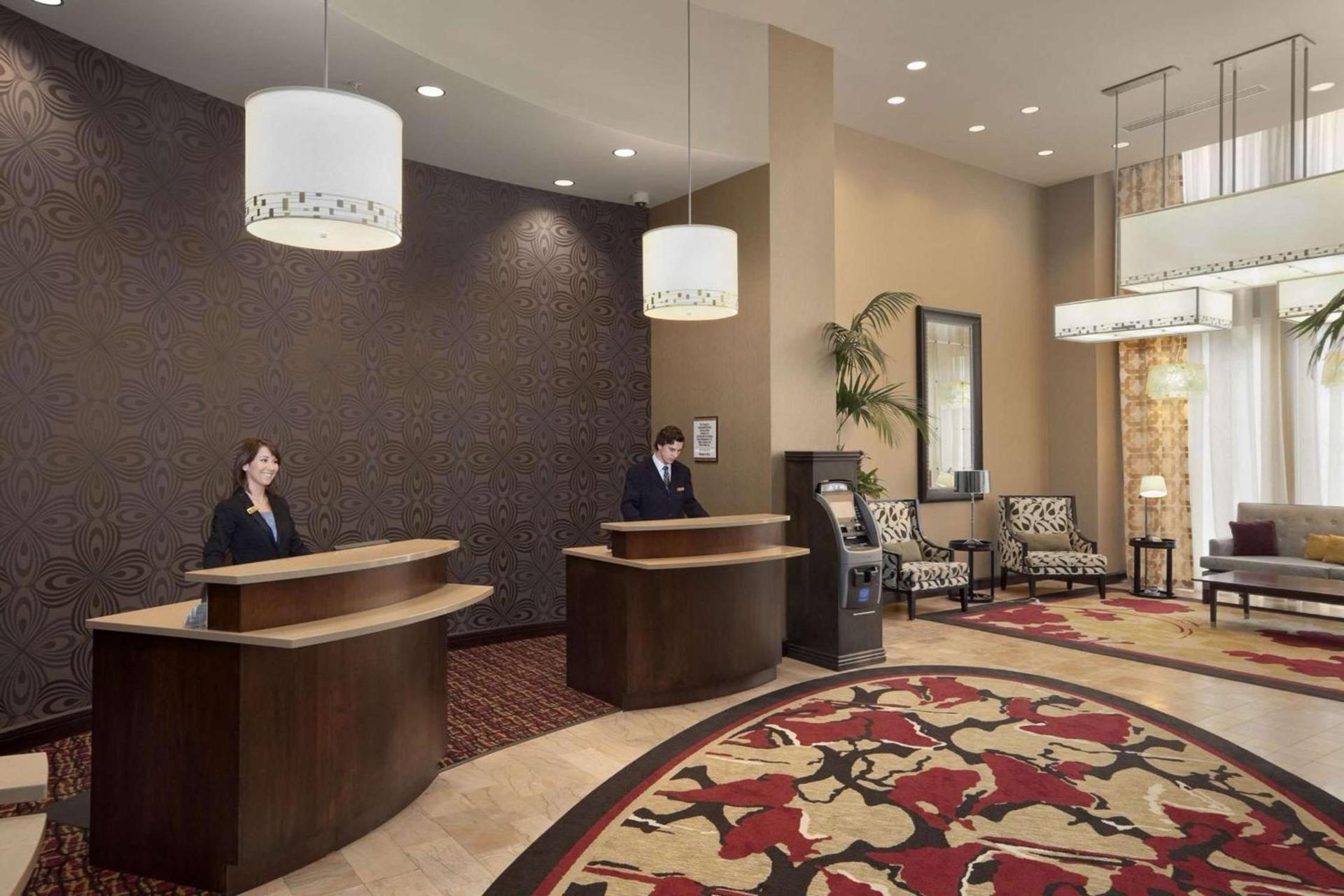 Embassy Suites Saint Louis - Downtown photo 6