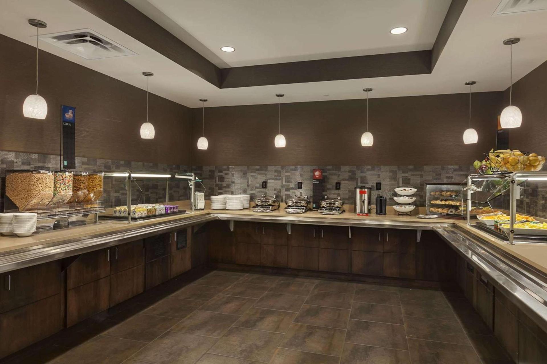 Embassy Suites Saint Louis - Downtown photo 8