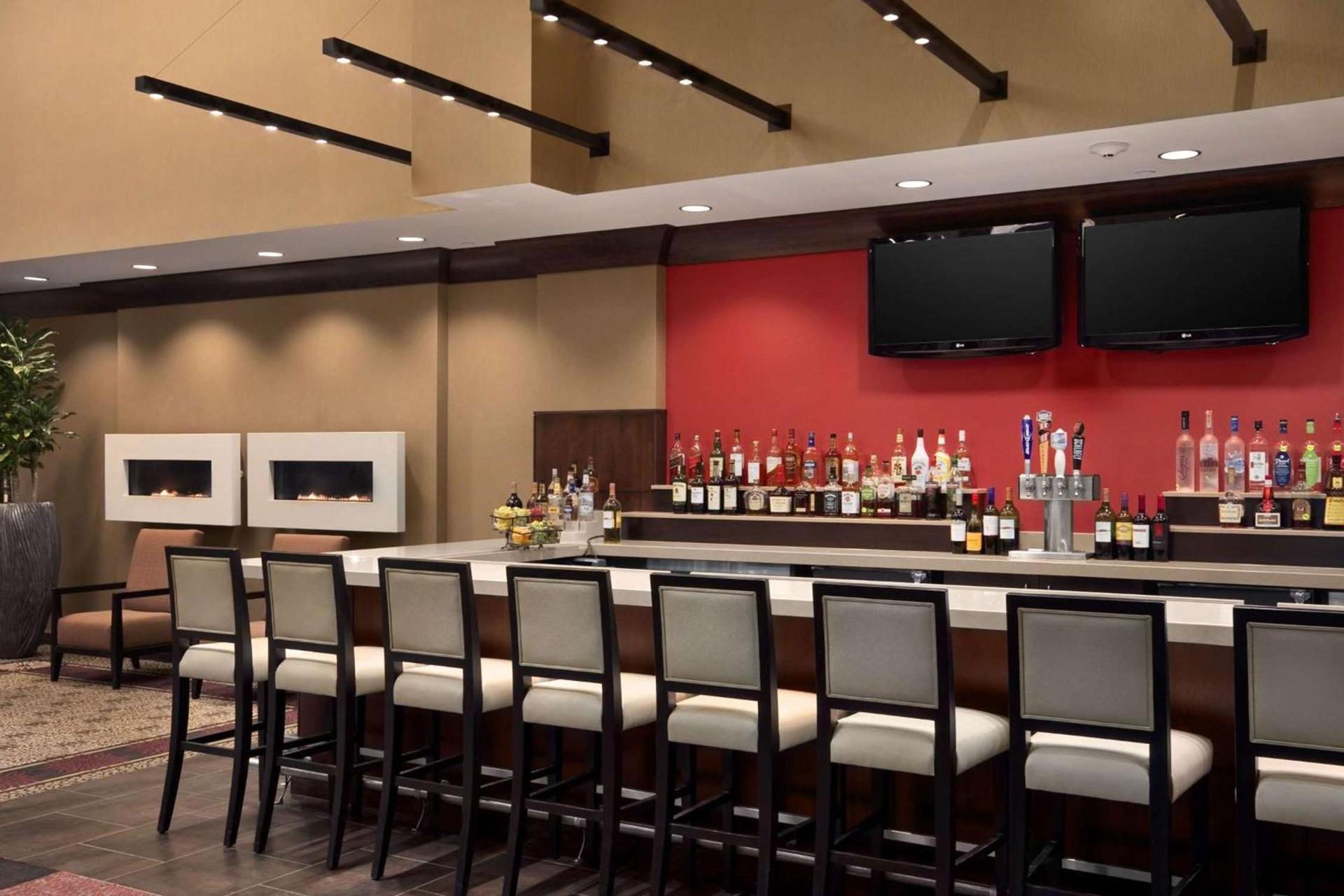 Embassy Suites Saint Louis - Downtown photo 9