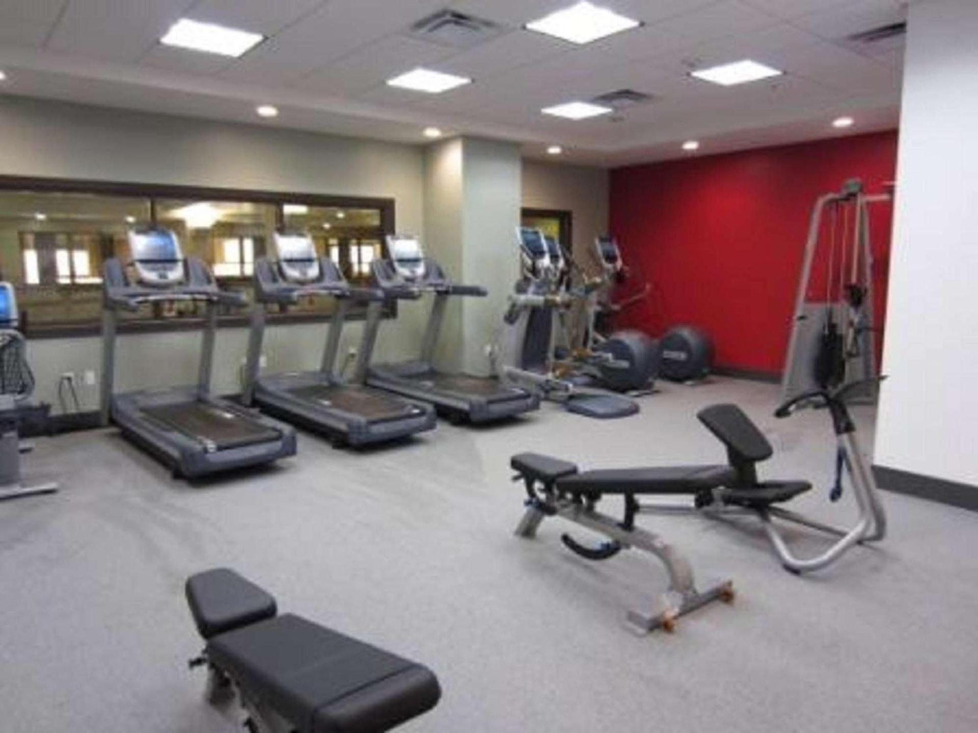 Embassy Suites Saint Louis - Downtown photo 12