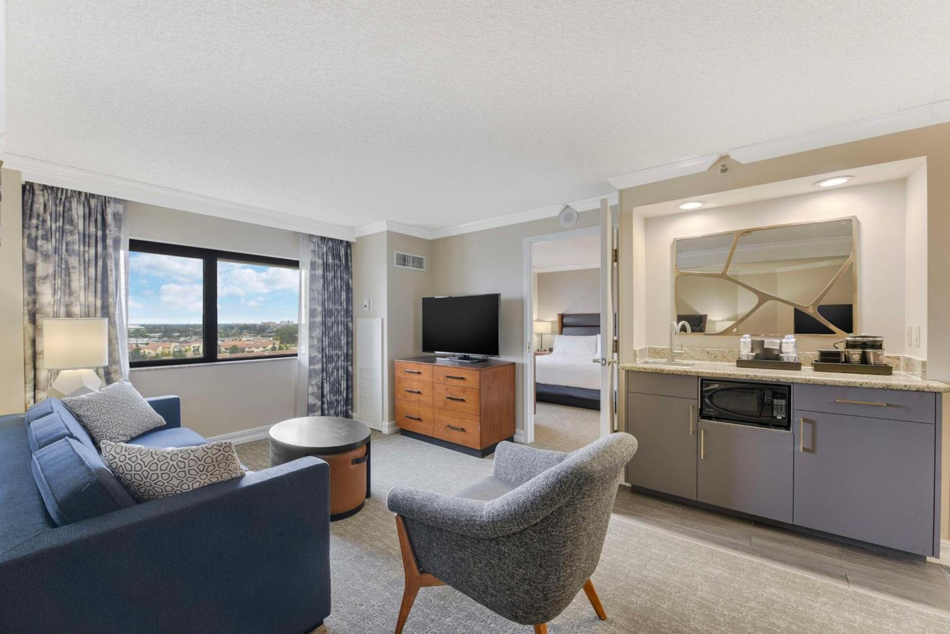 Embassy Suites by Hilton Anaheim-Orange photo 22