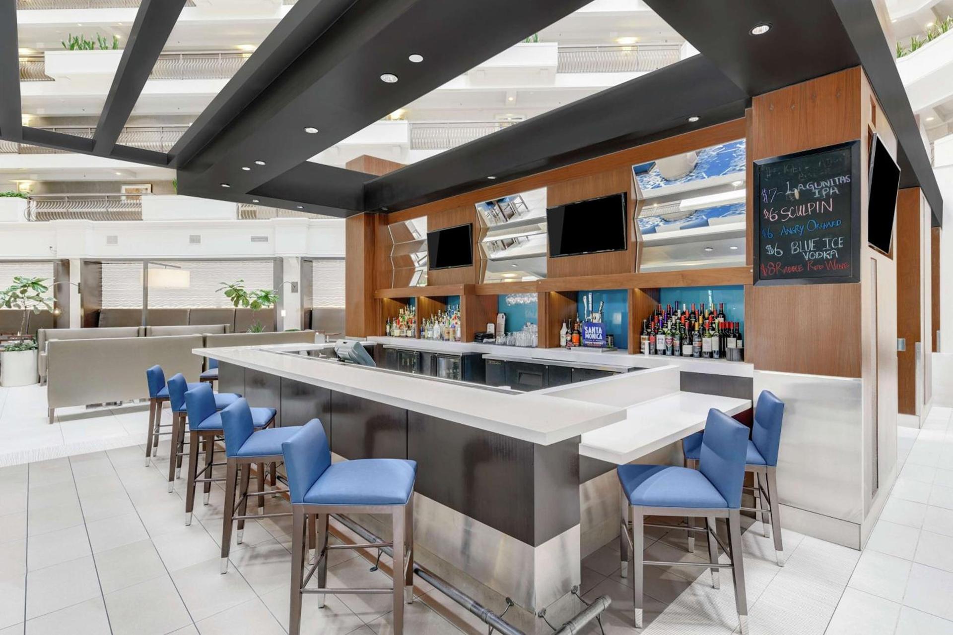 Embassy Suites by Hilton Anaheim-Orange photo 38