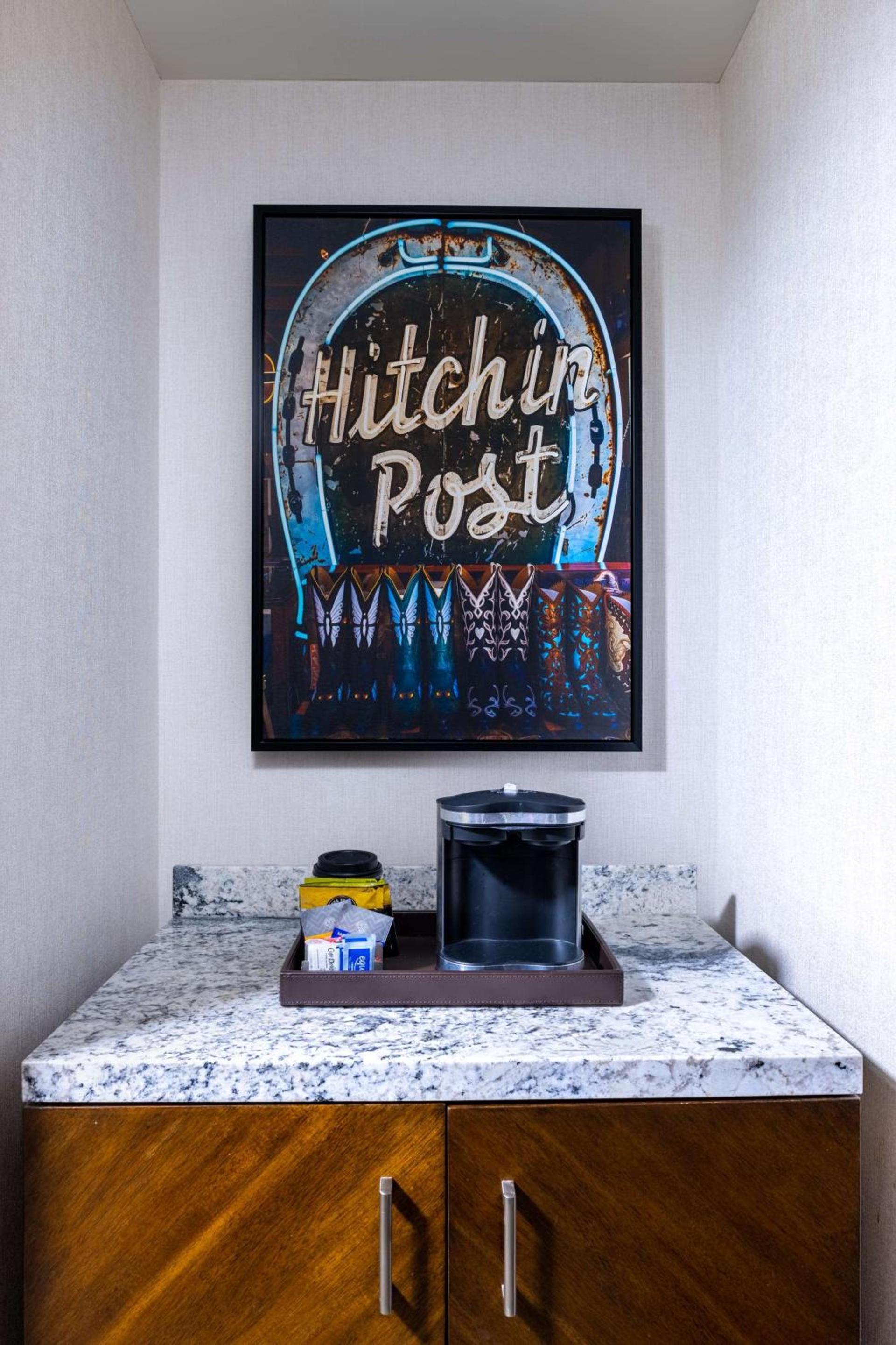 Hilton Austin photo 40