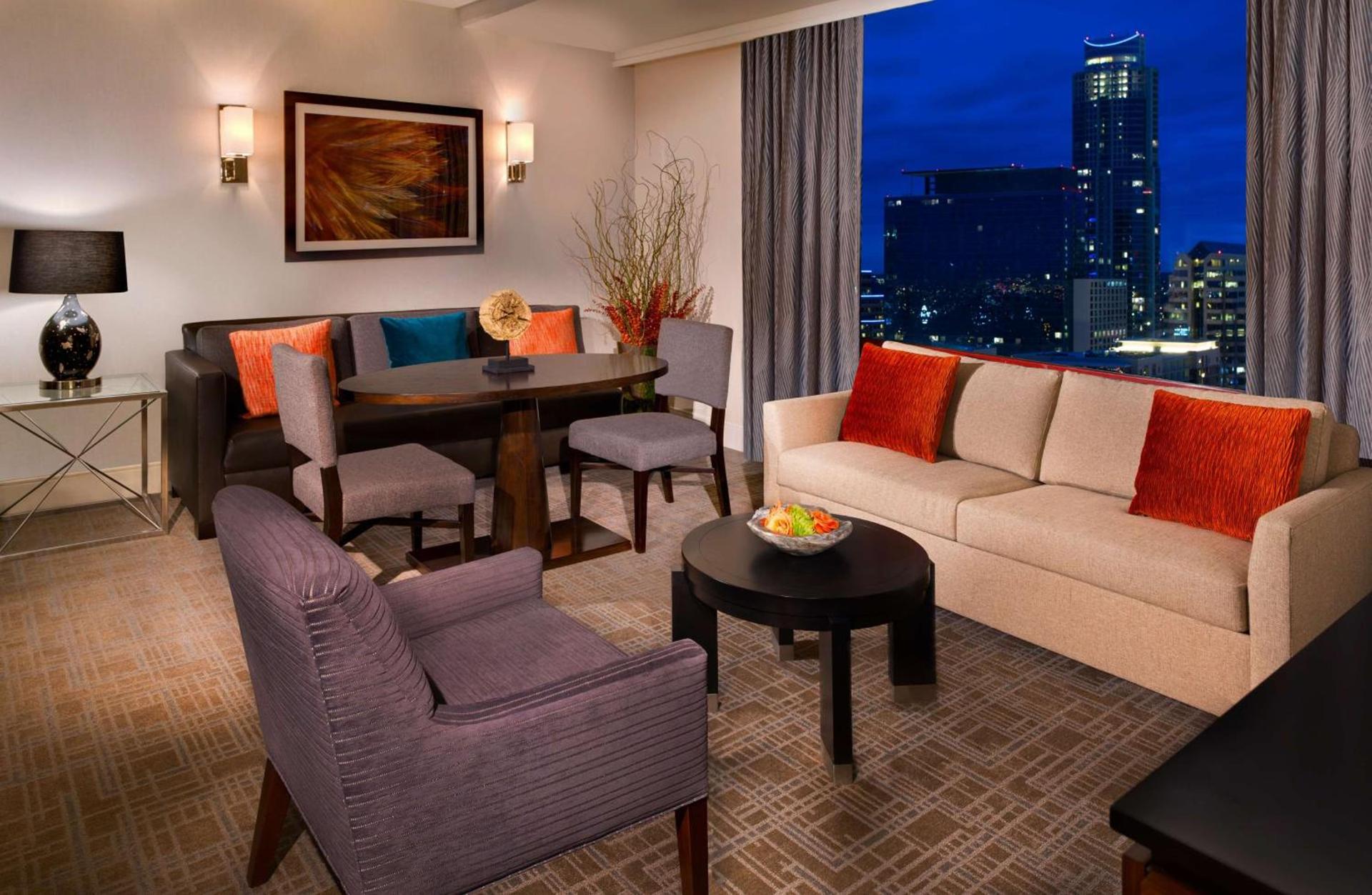 Hilton Austin photo 60