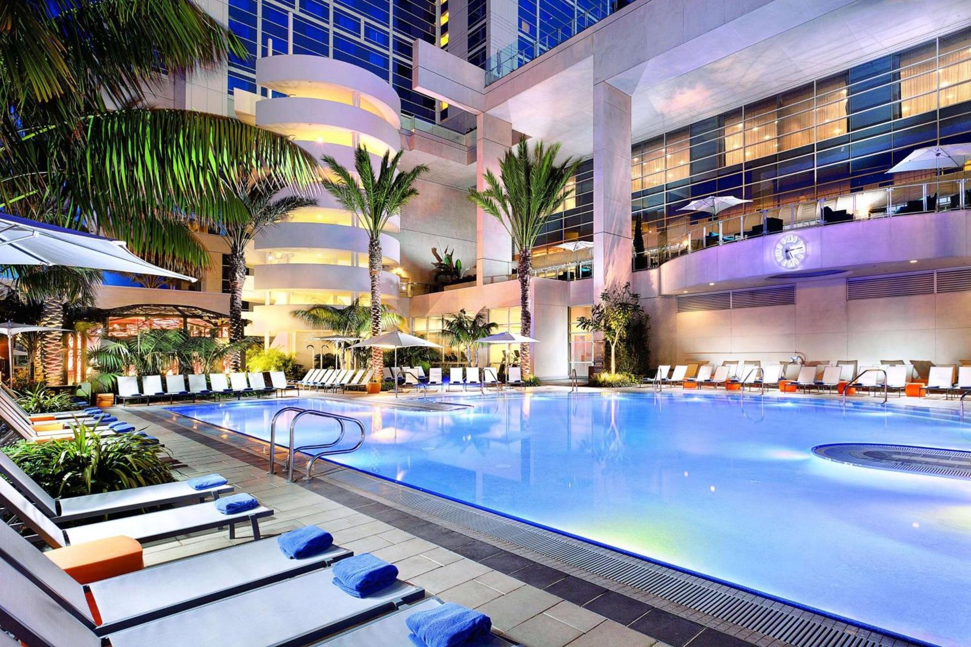 Hilton San Diego Bayfront photo 21
