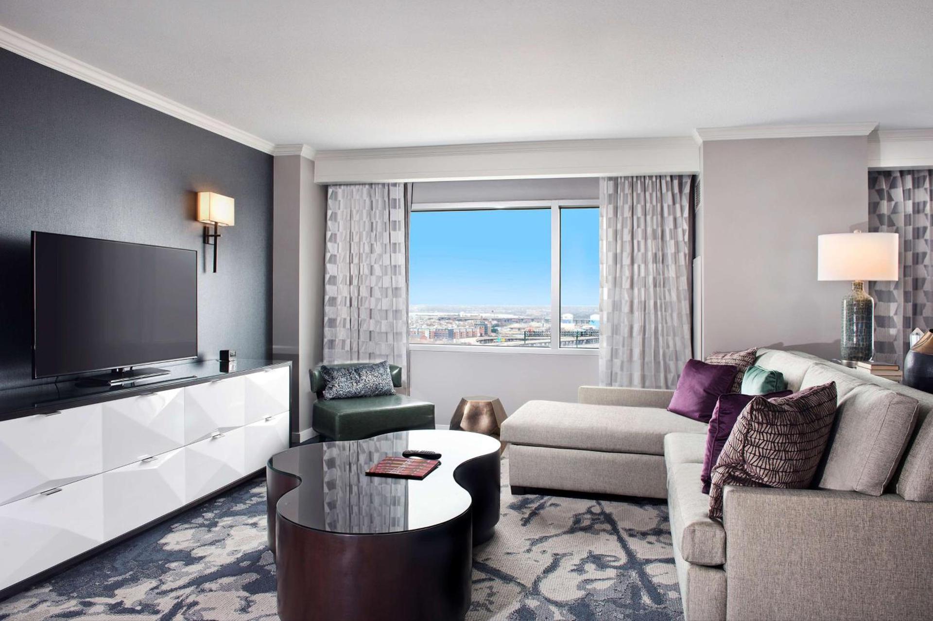 Hilton Baltimore Inner Harbor photo 67