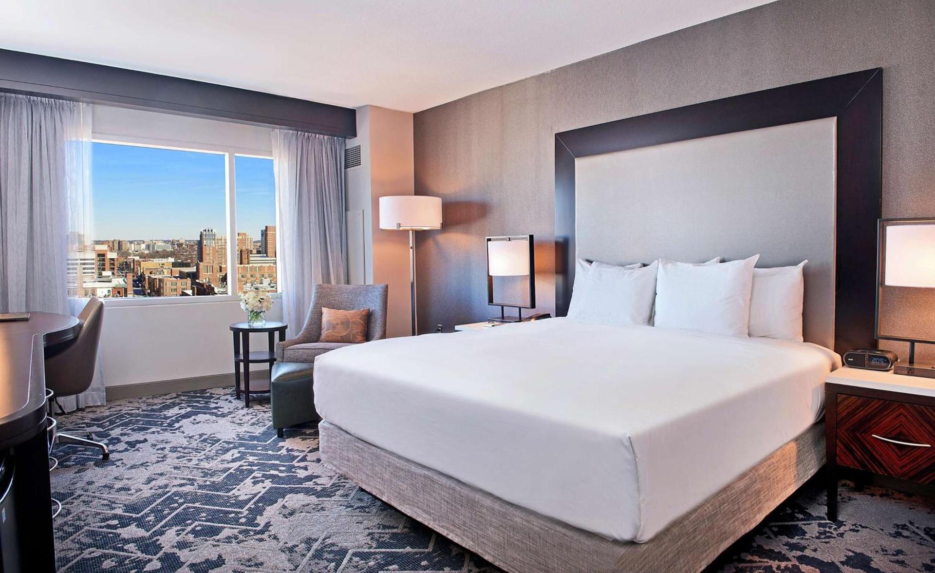 Hilton Baltimore Inner Harbor photo 32