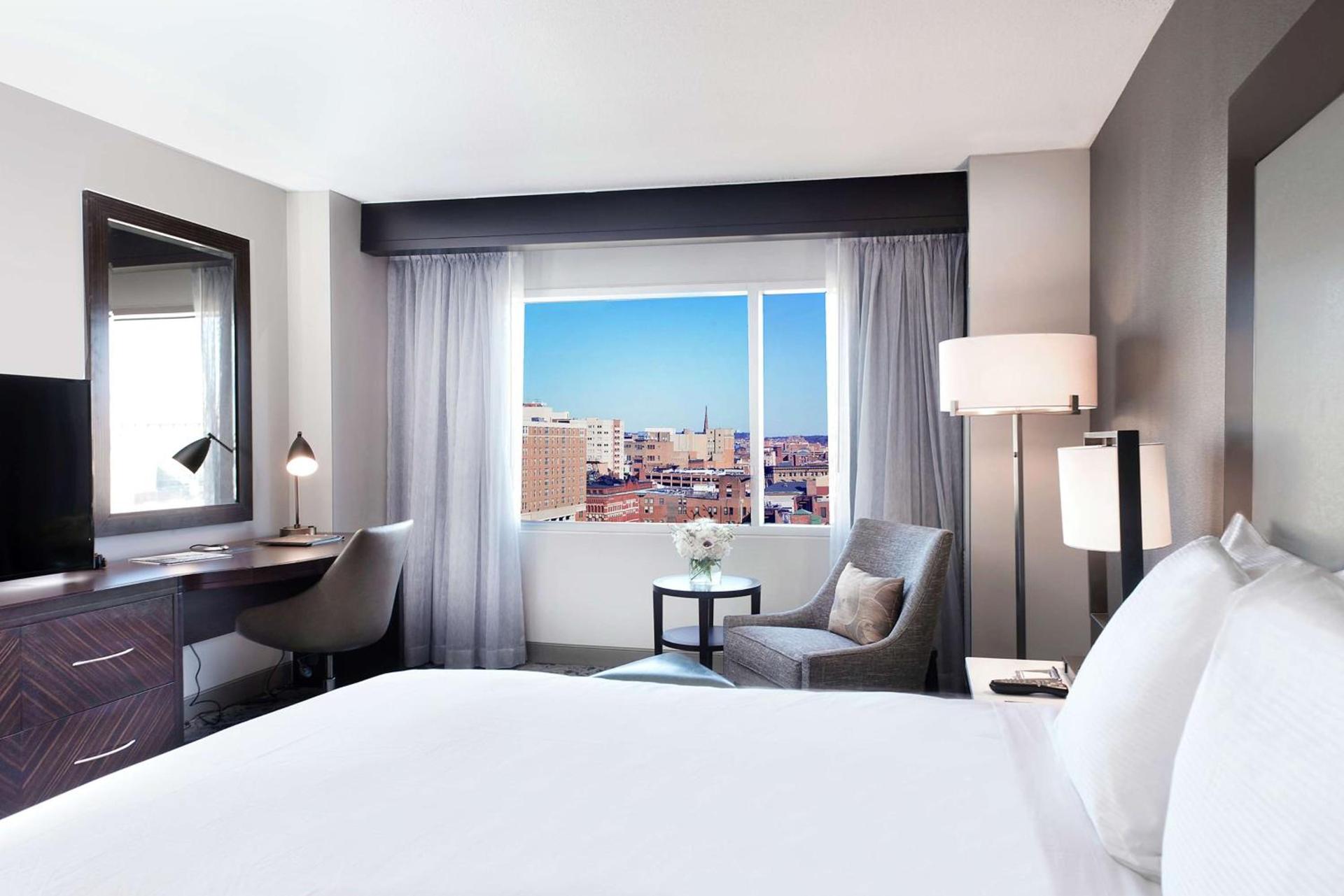 Hilton Baltimore Inner Harbor photo 42