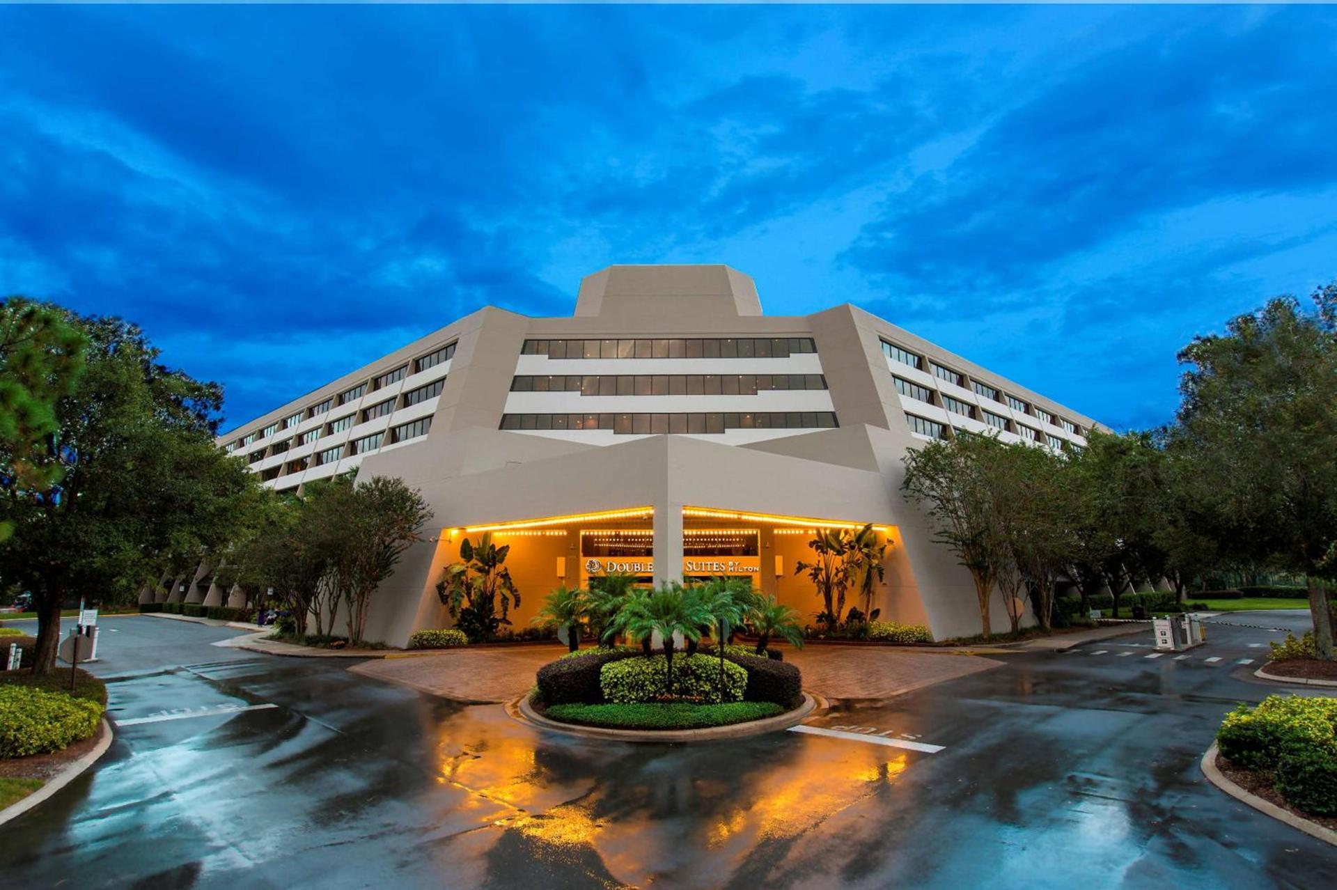 DoubleTree Suites by Hilton Orlando at Disney Springs photo 1