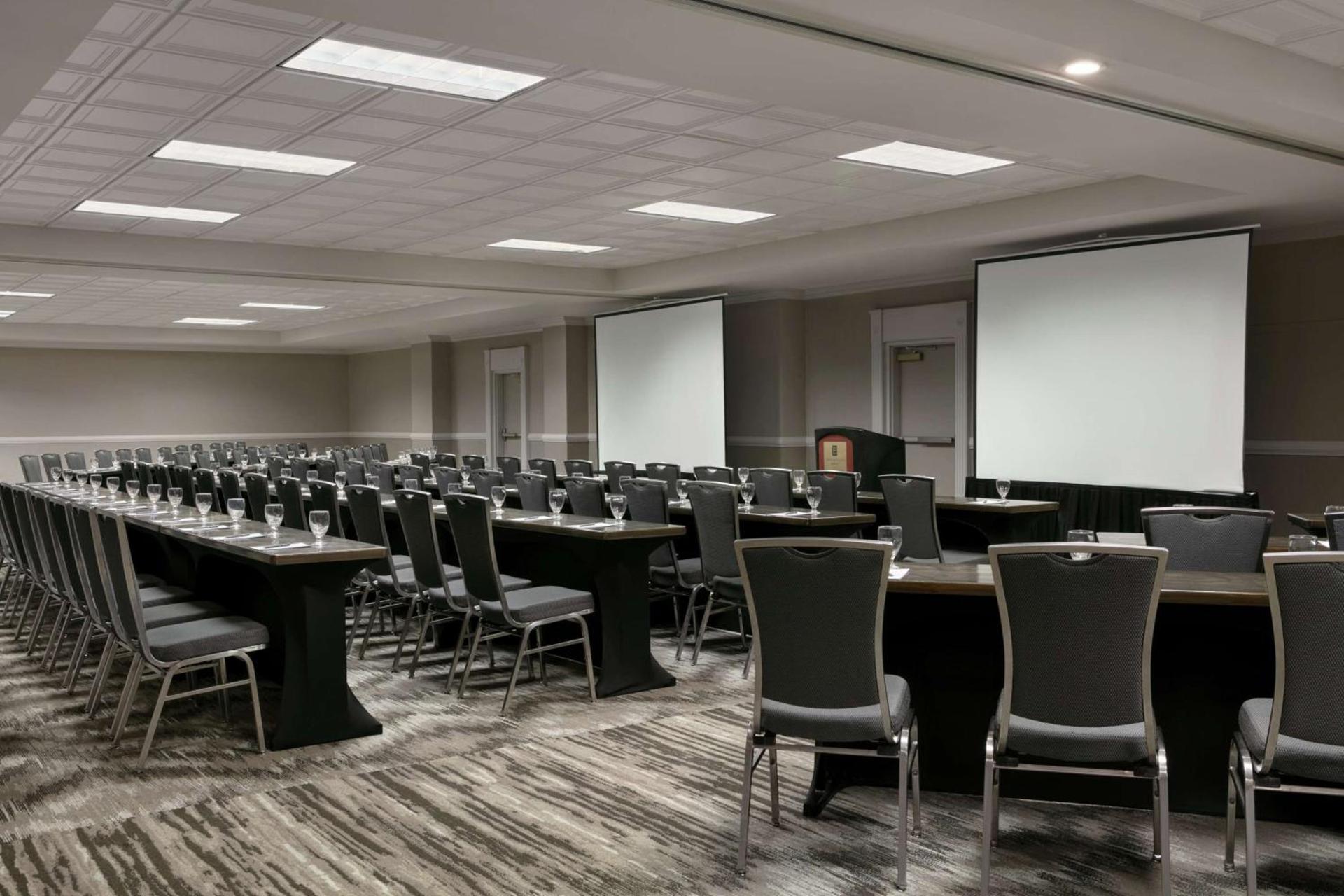 Embassy Suites by Hilton Los Angeles Downey photo 34