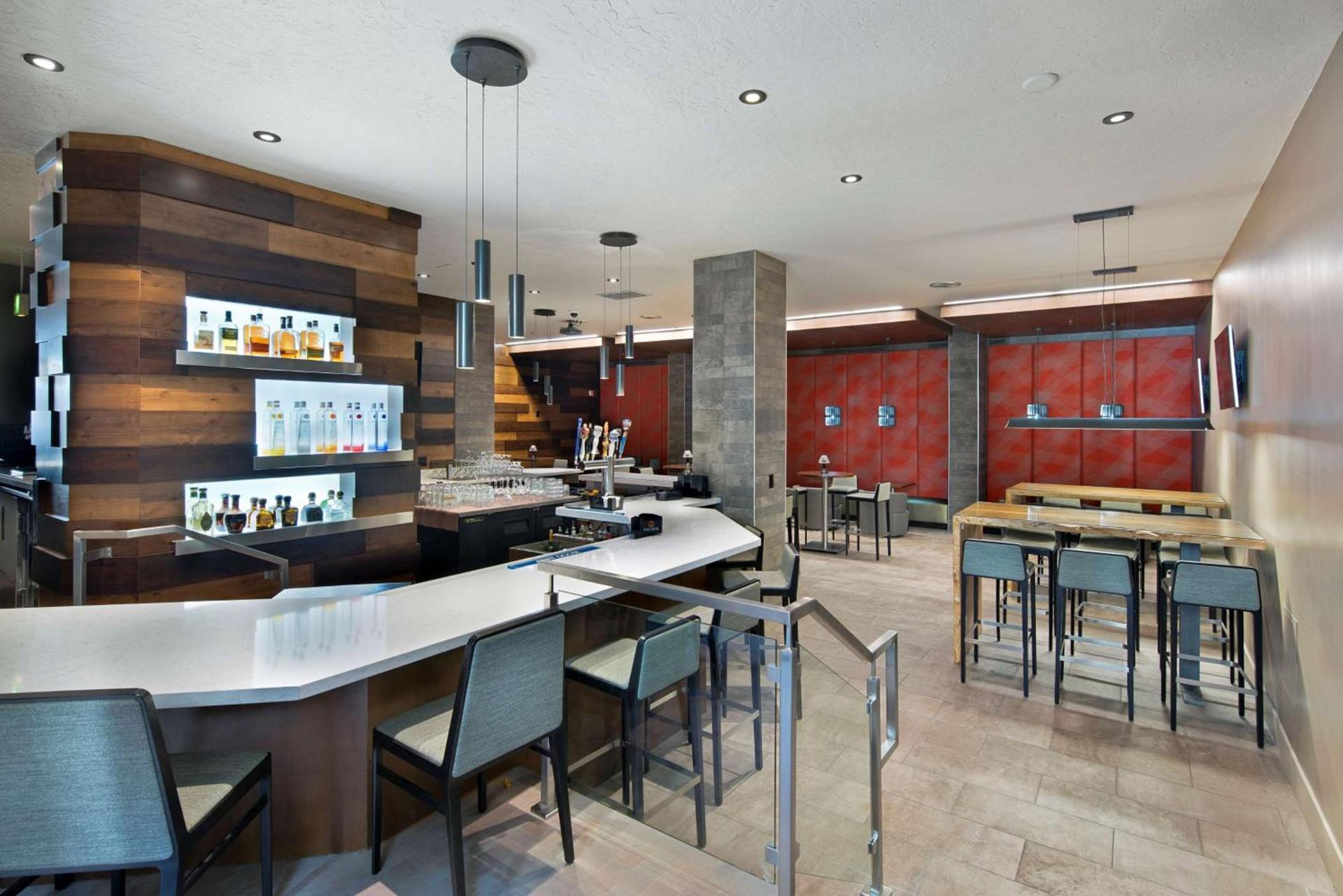 Embassy Suites by Hilton Los Angeles Downey photo 39