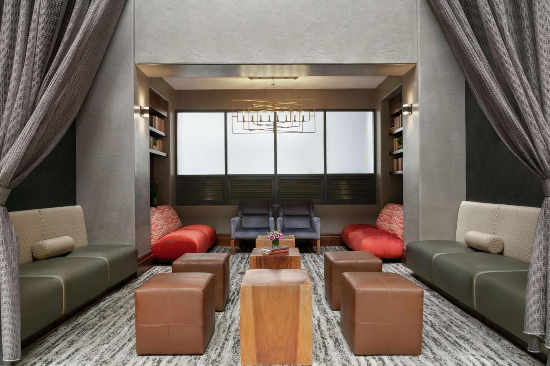 Embassy Suites by Hilton Los Angeles Downey photo 43