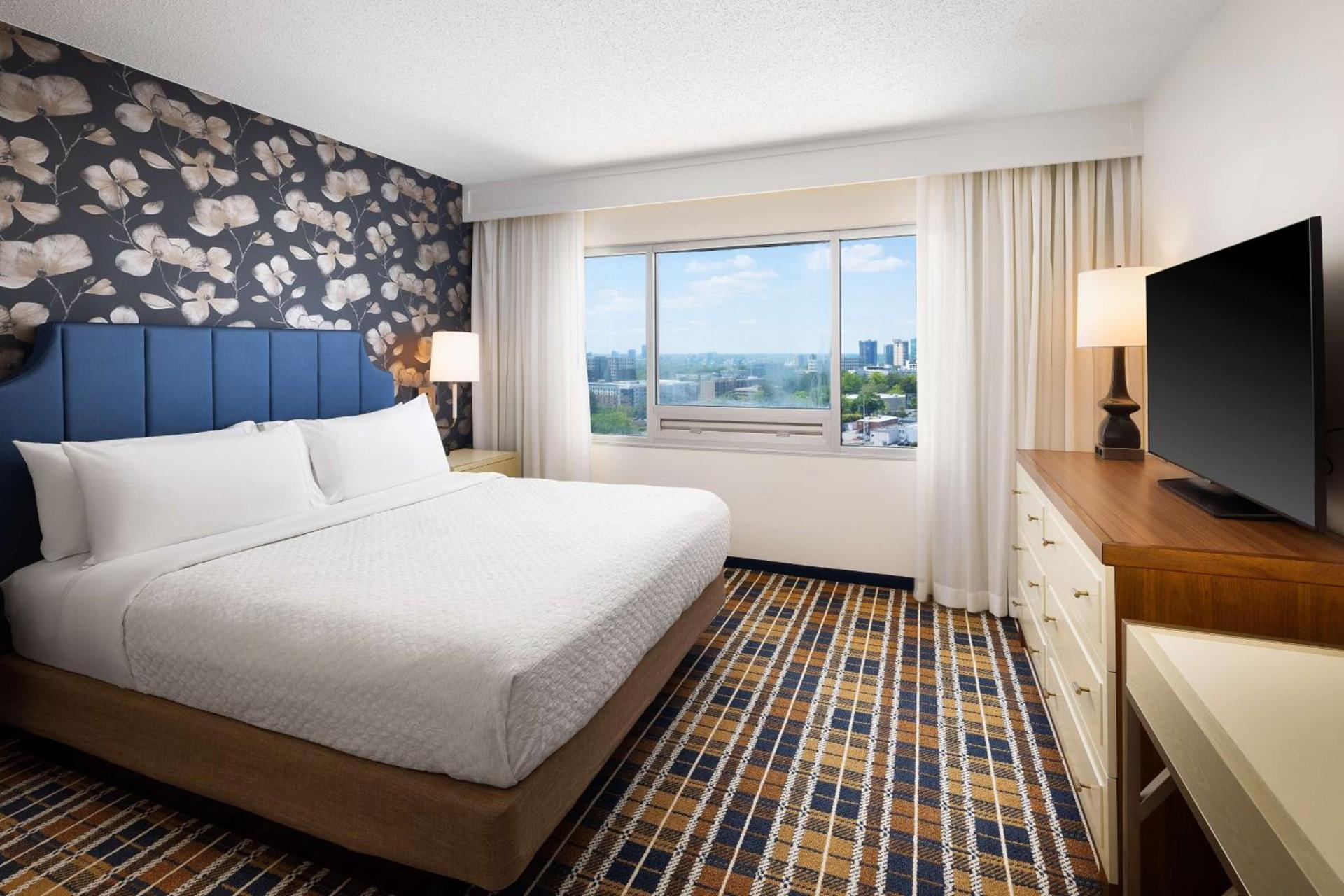 Embassy Suites by Hilton Atlanta Buckhead photo 17
