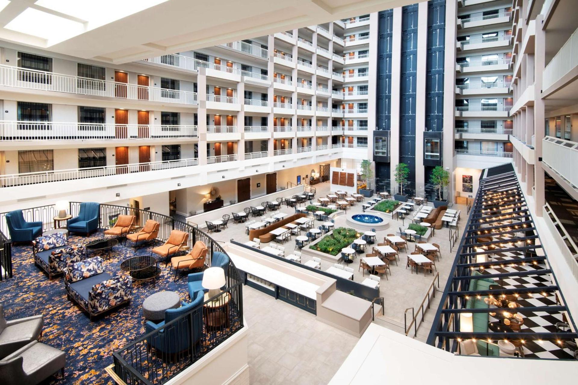 Embassy Suites by Hilton Atlanta Buckhead photo 2