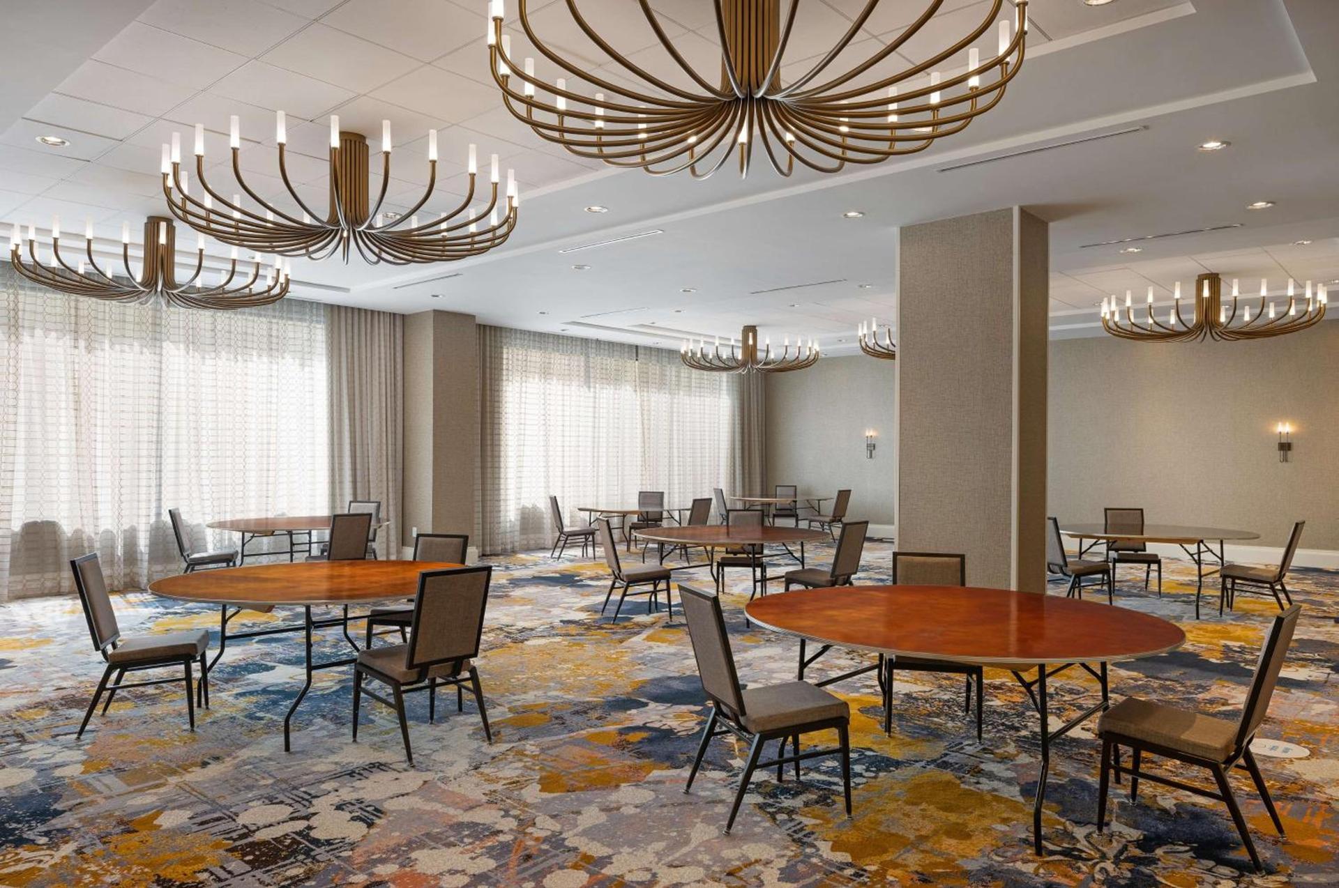 Embassy Suites by Hilton Atlanta Buckhead photo 29