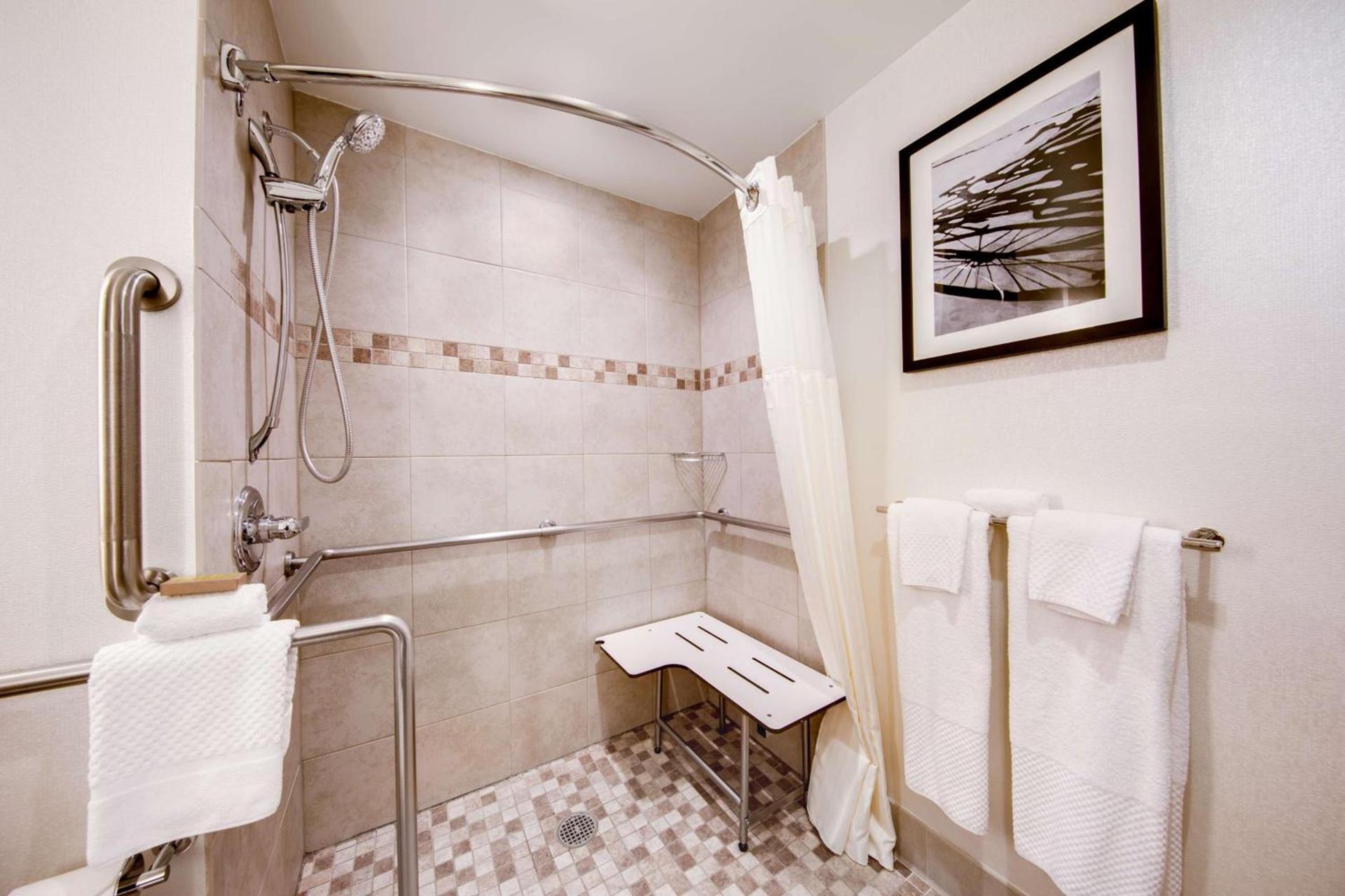 DoubleTree by Hilton Hotel & Suites Jersey City photo 13