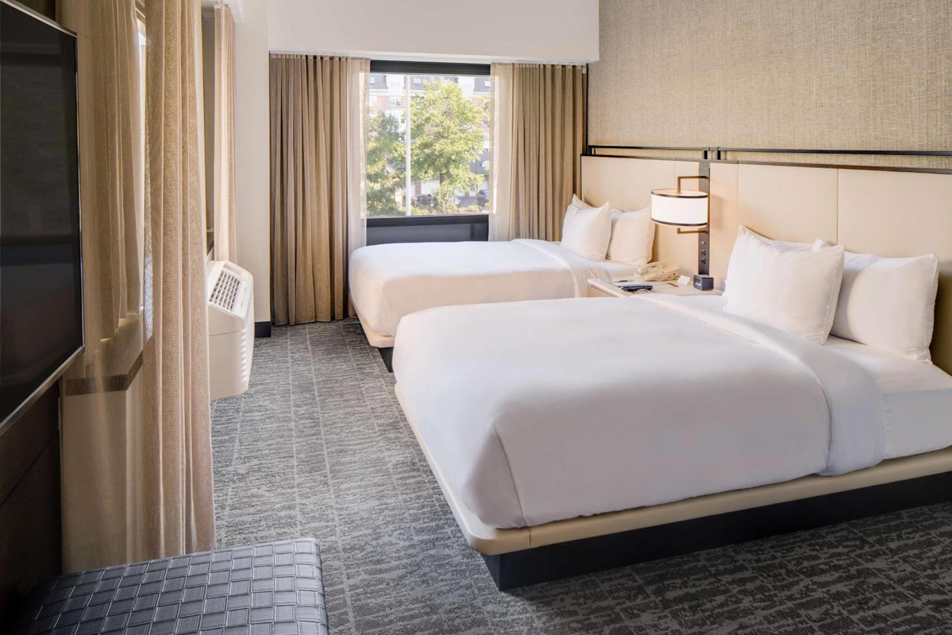 DoubleTree by Hilton Hotel & Suites Jersey City photo 14